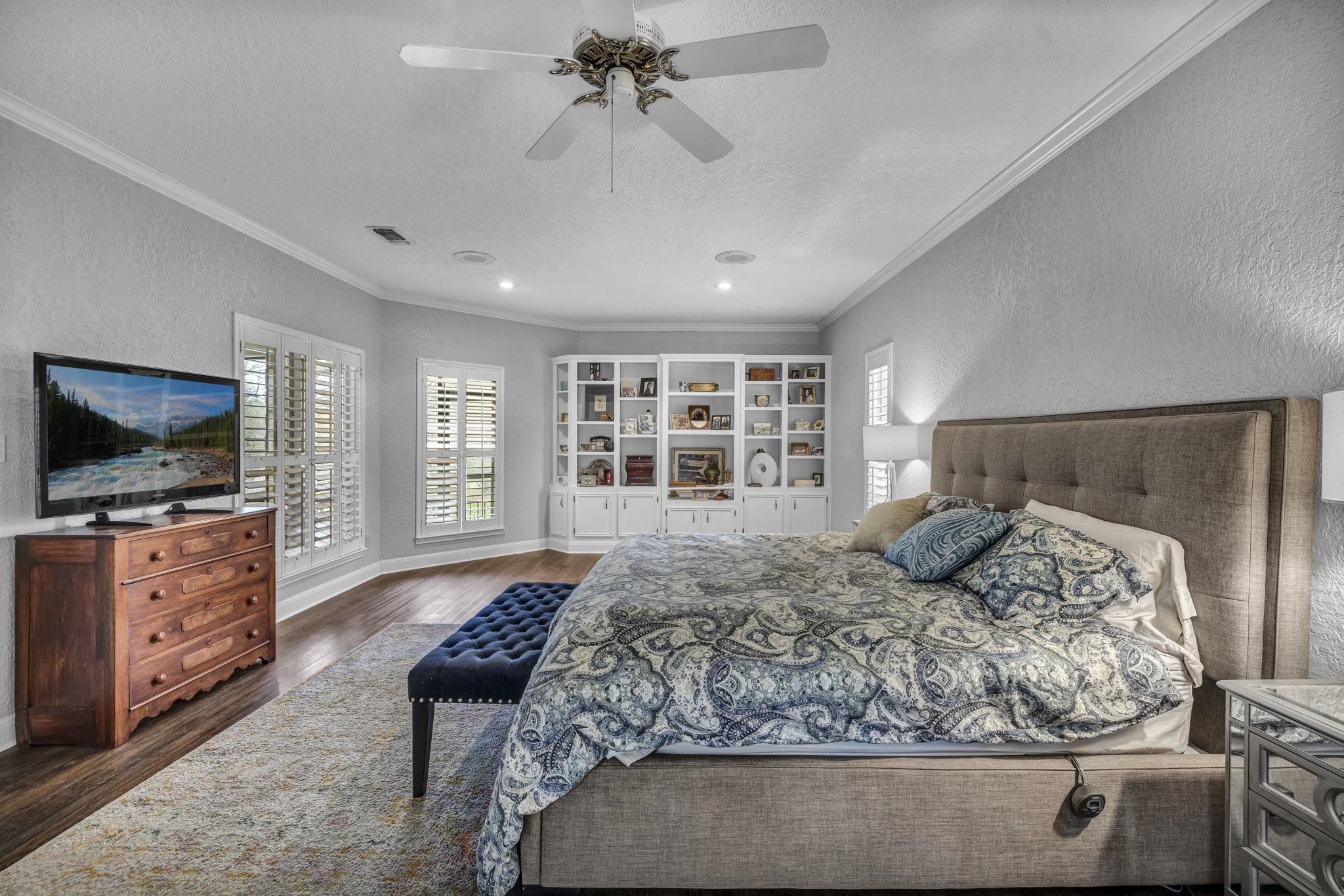 1422 Hi Circle North