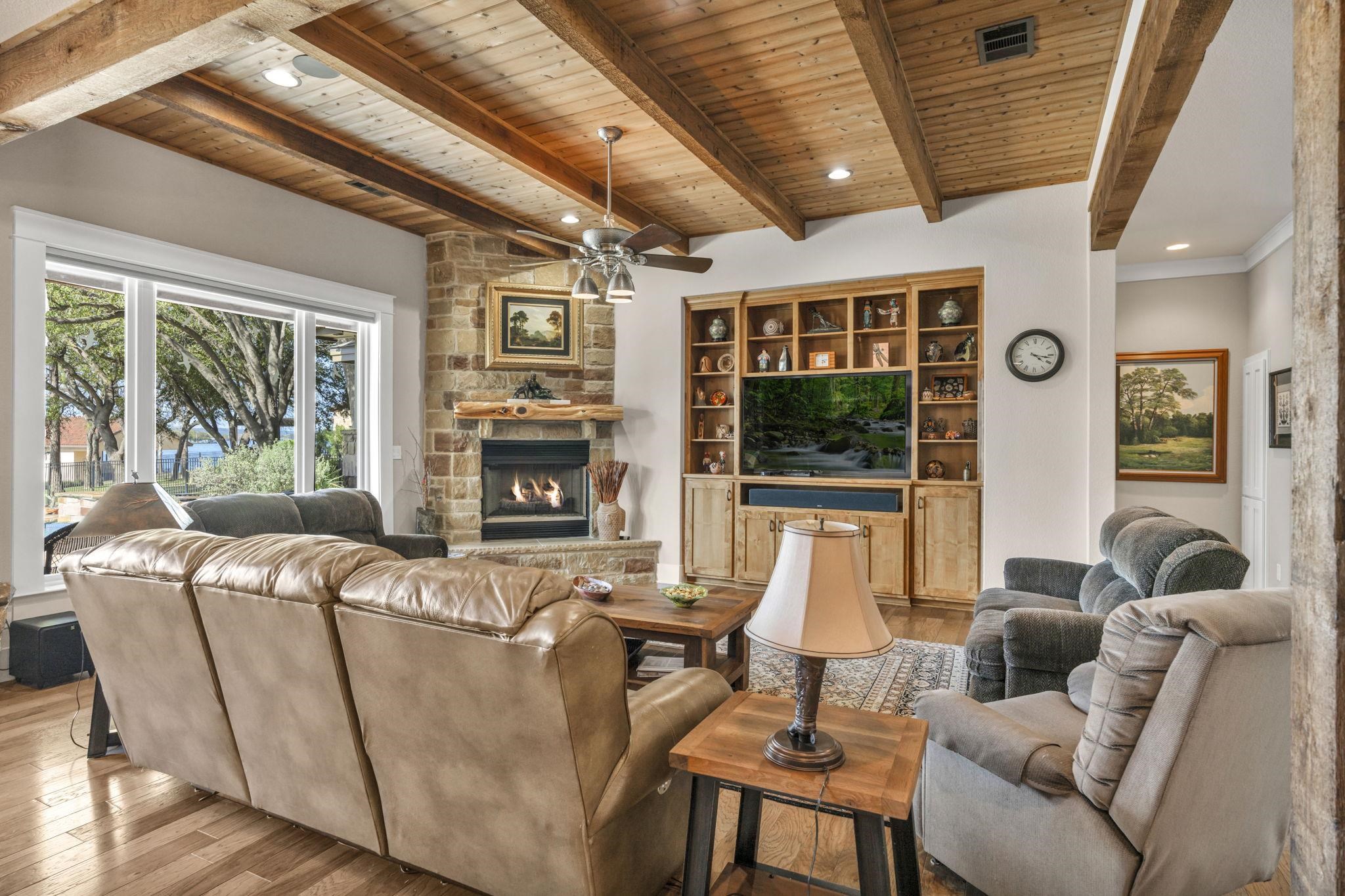 3802 Packsaddle