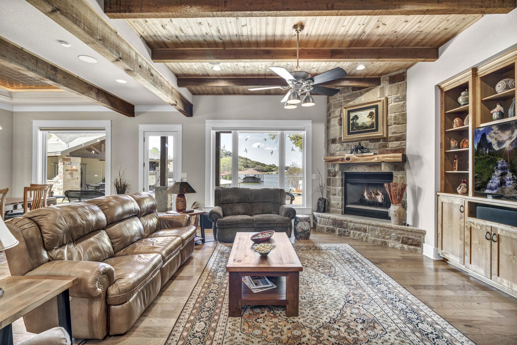 3802 Packsaddle