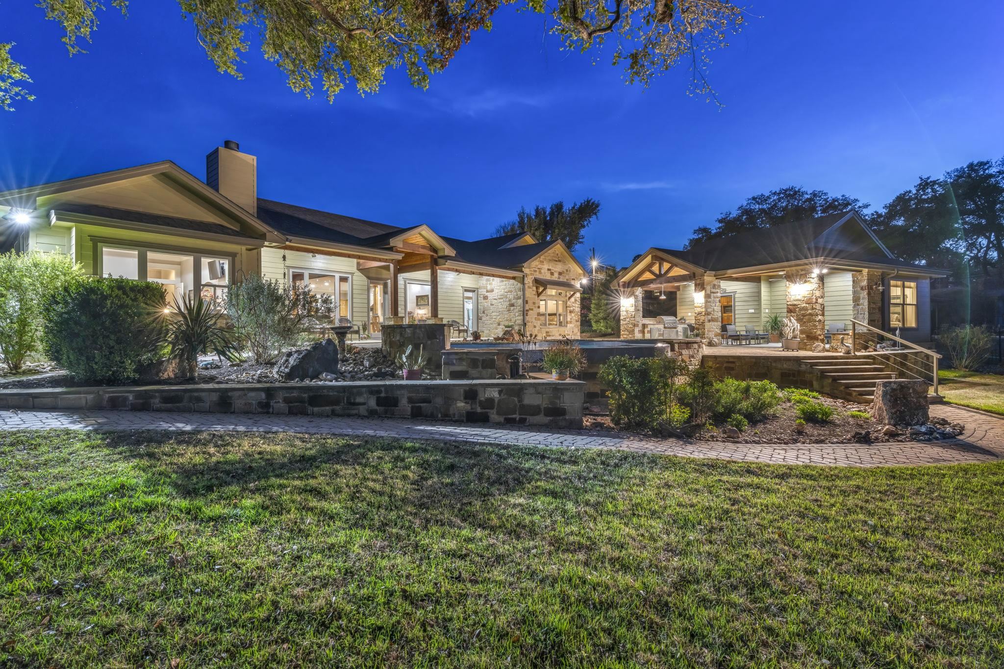 3802 Packsaddle
