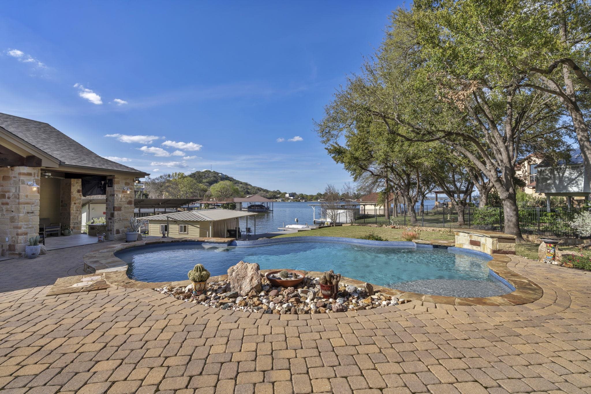 3802 Packsaddle