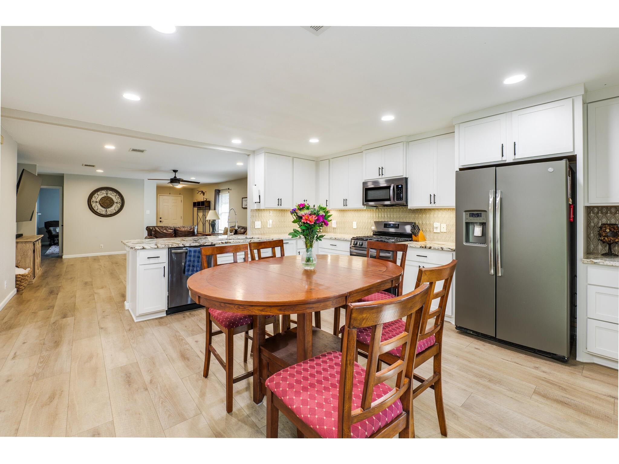 106 Presidio Drive