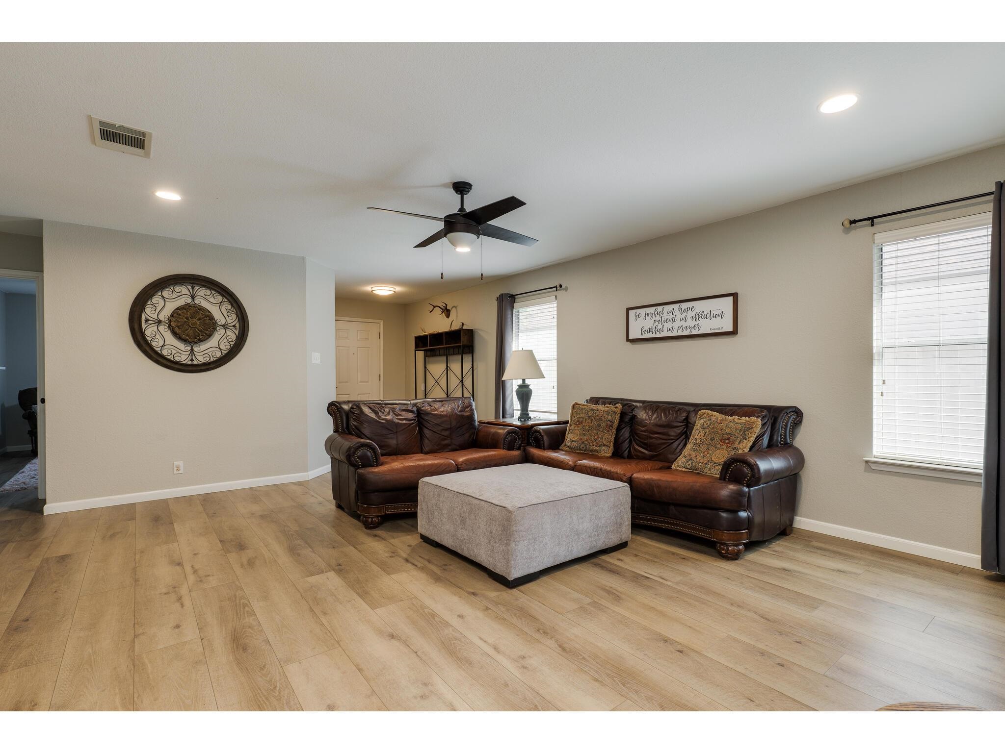 106 Presidio Drive