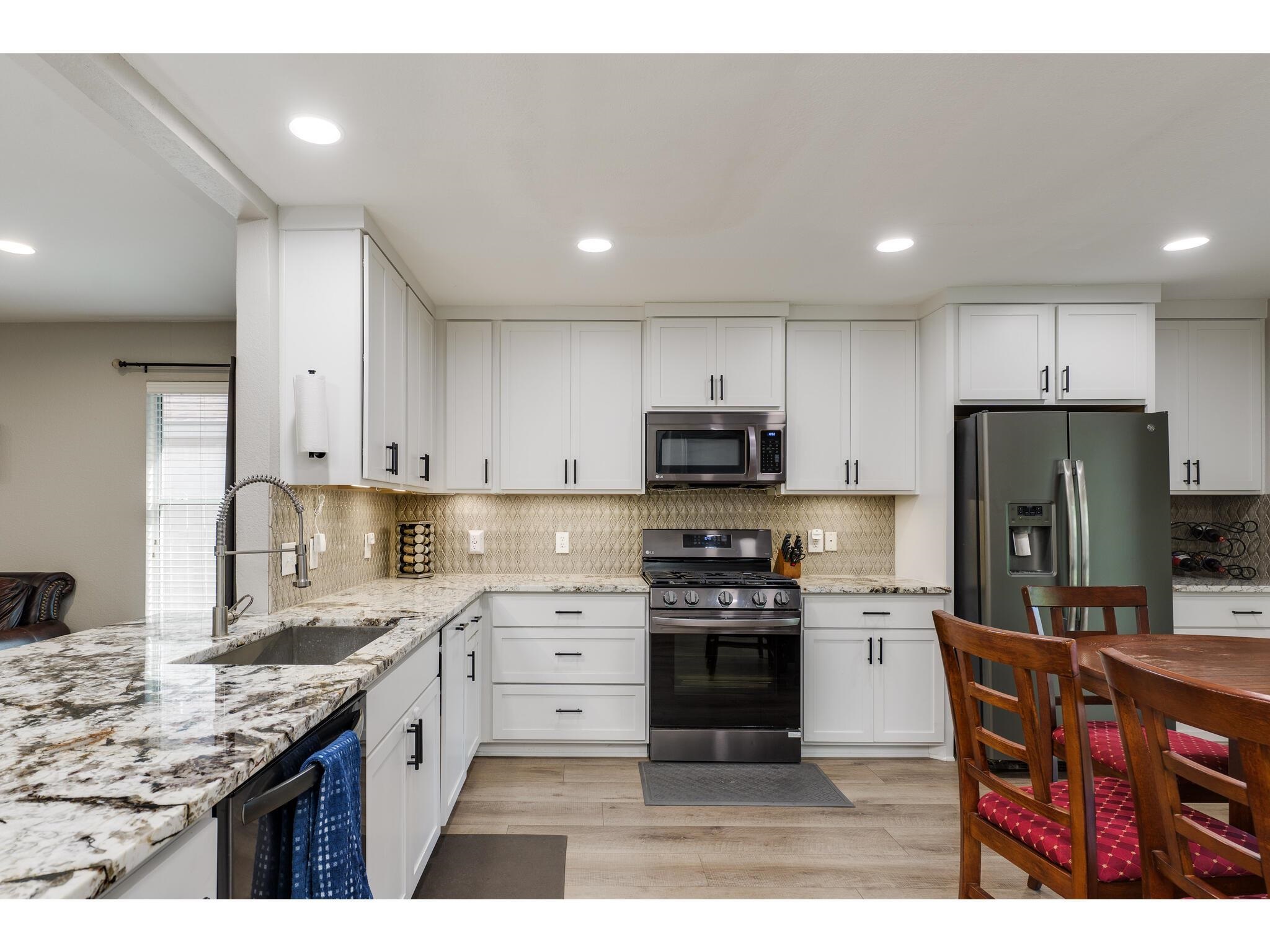 106 Presidio Drive