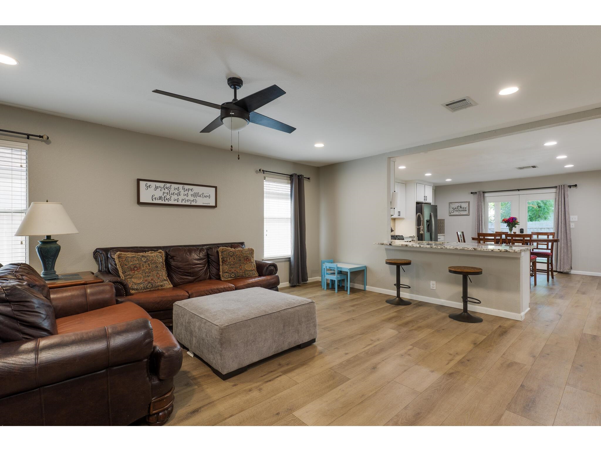 106 Presidio Drive