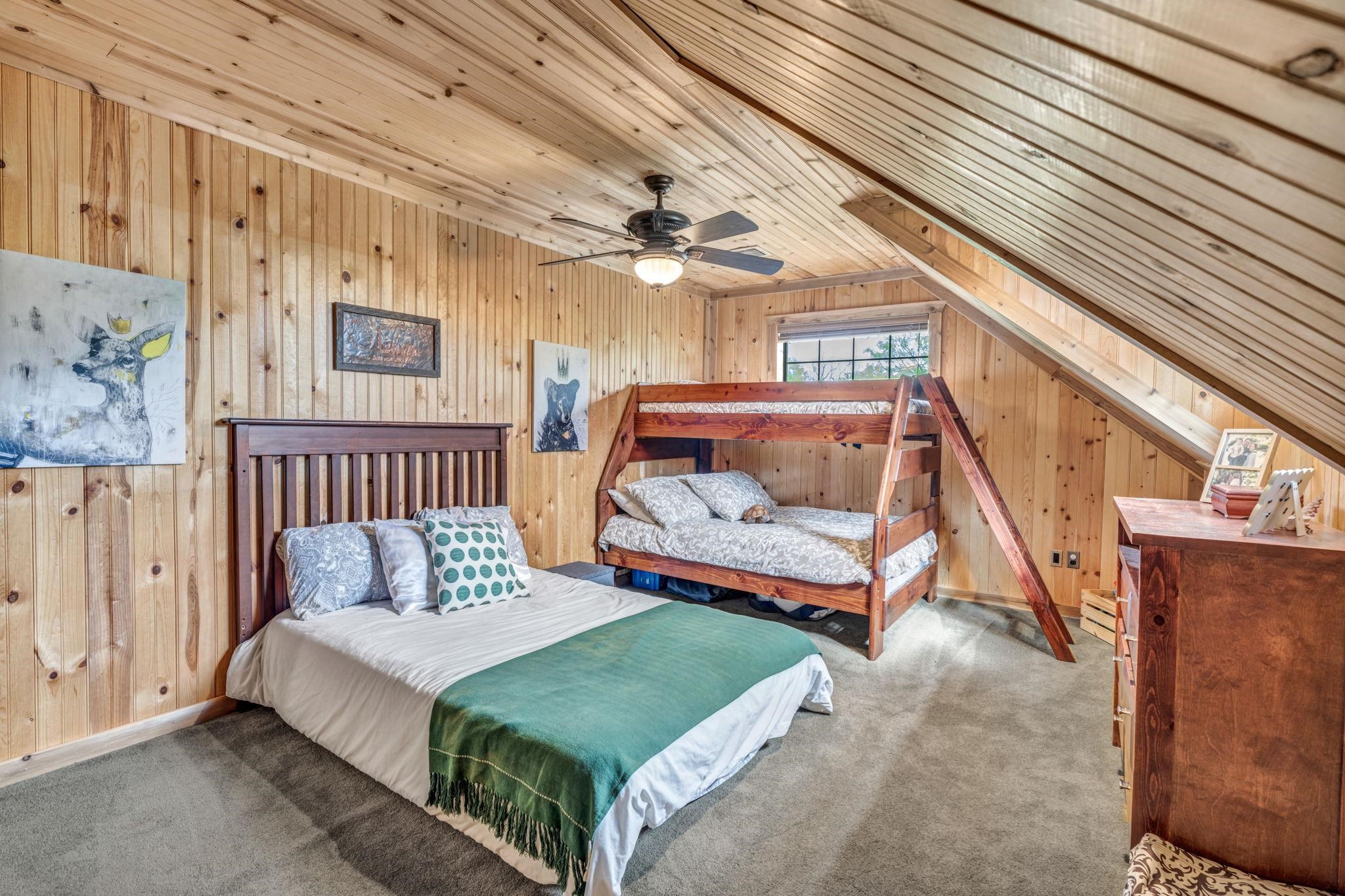 251 E Lakeshore Drive