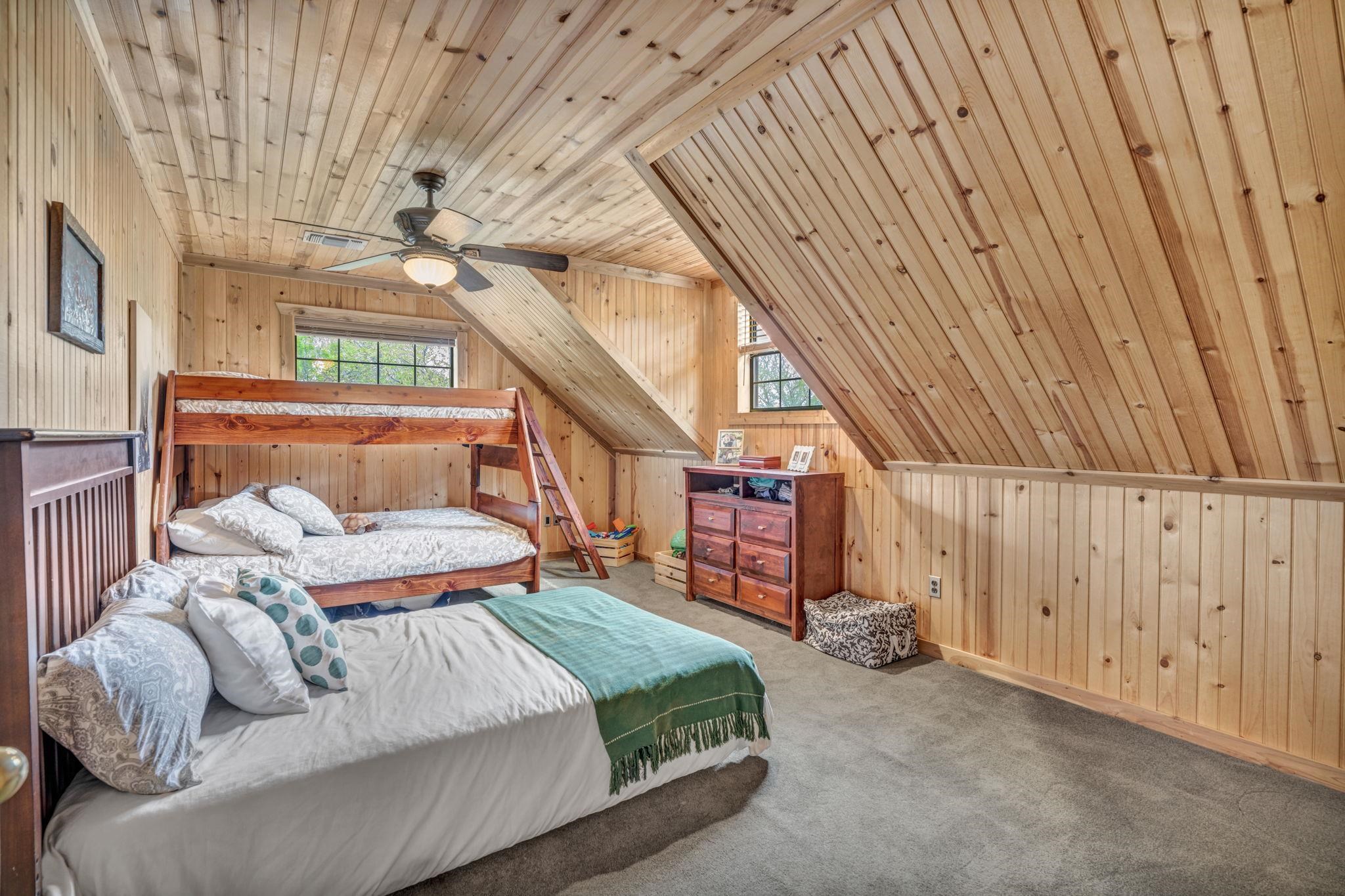 251 E Lakeshore Drive