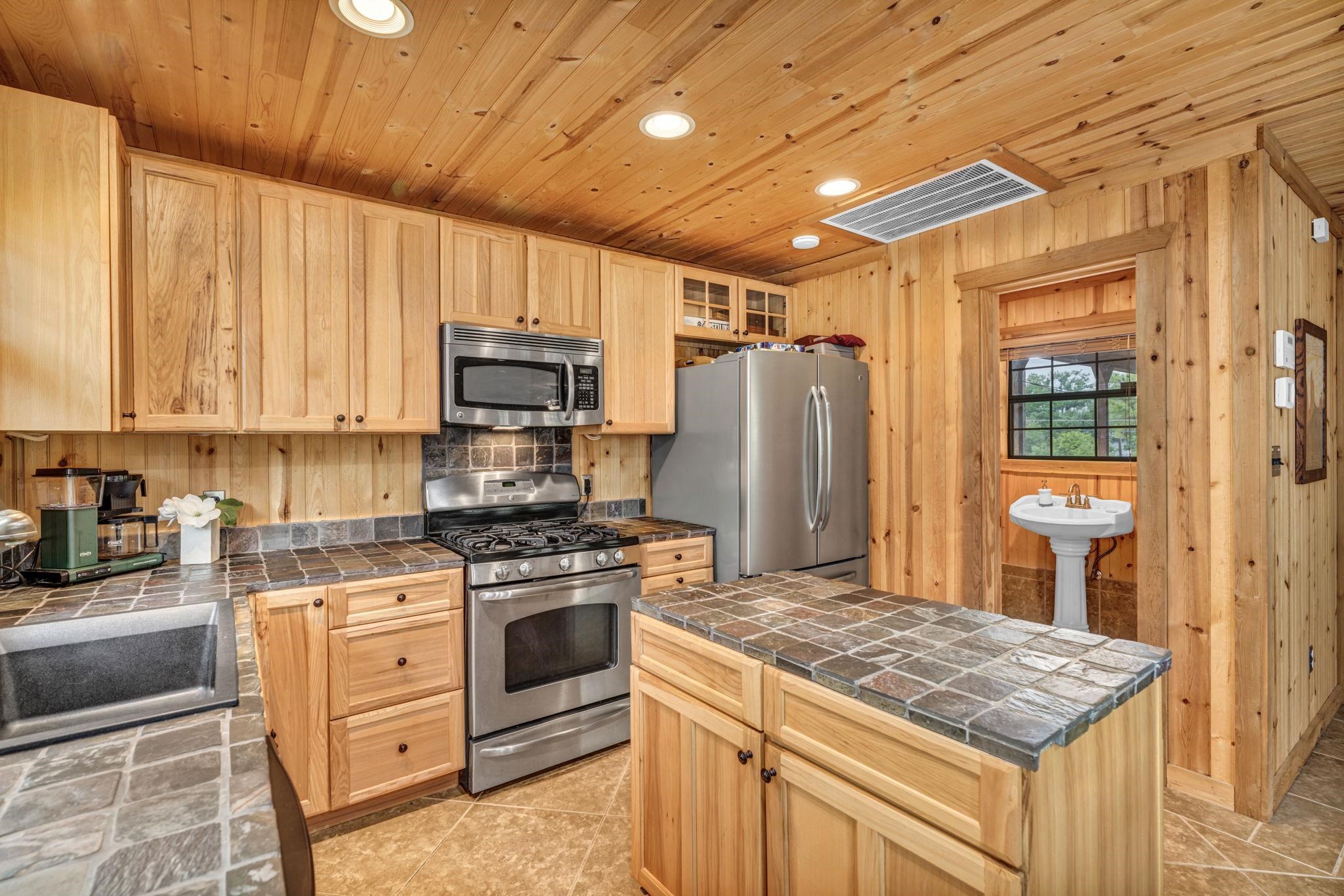 251 E Lakeshore Drive