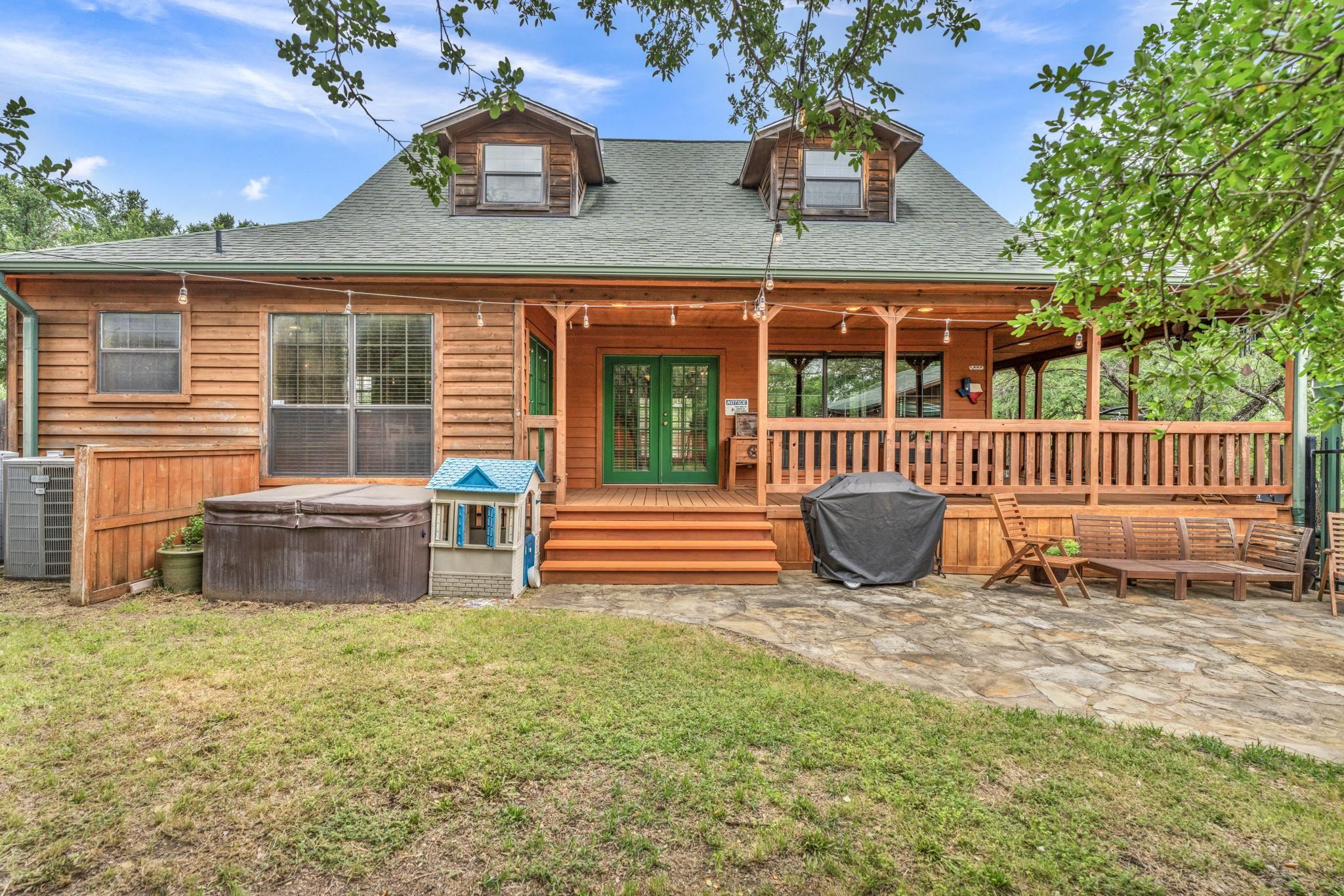 251 E Lakeshore Drive