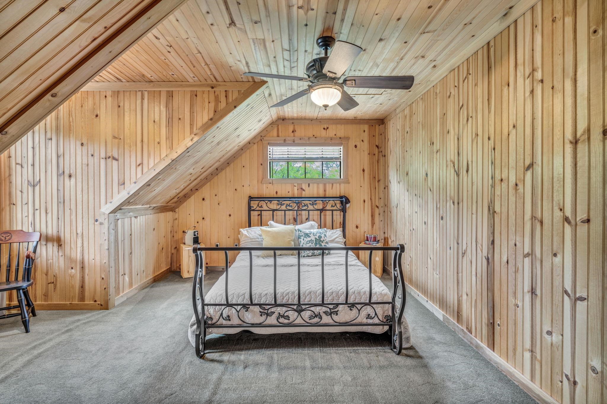 251 E Lakeshore Drive