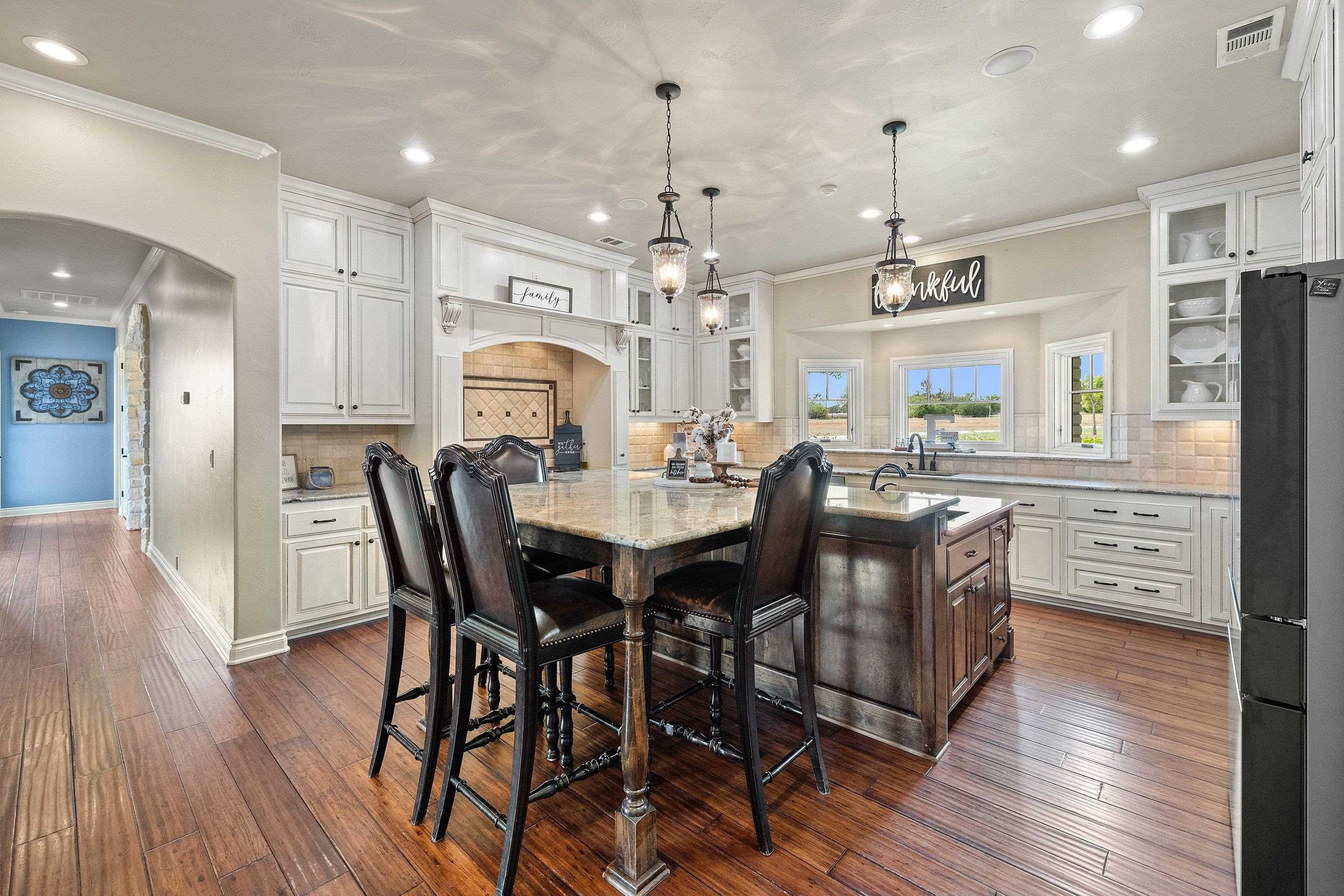 3085 County Road 200