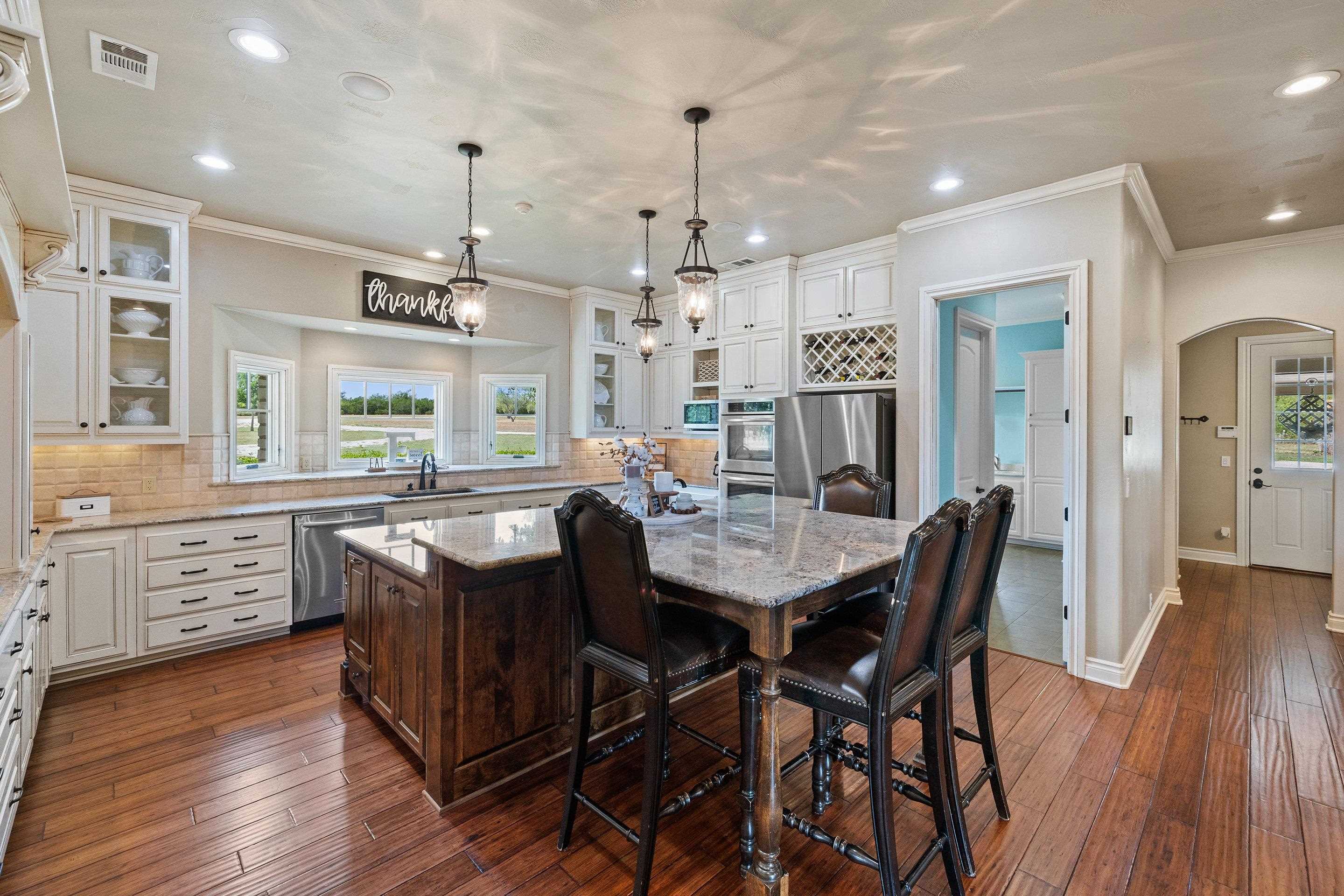 3085 County Road 200