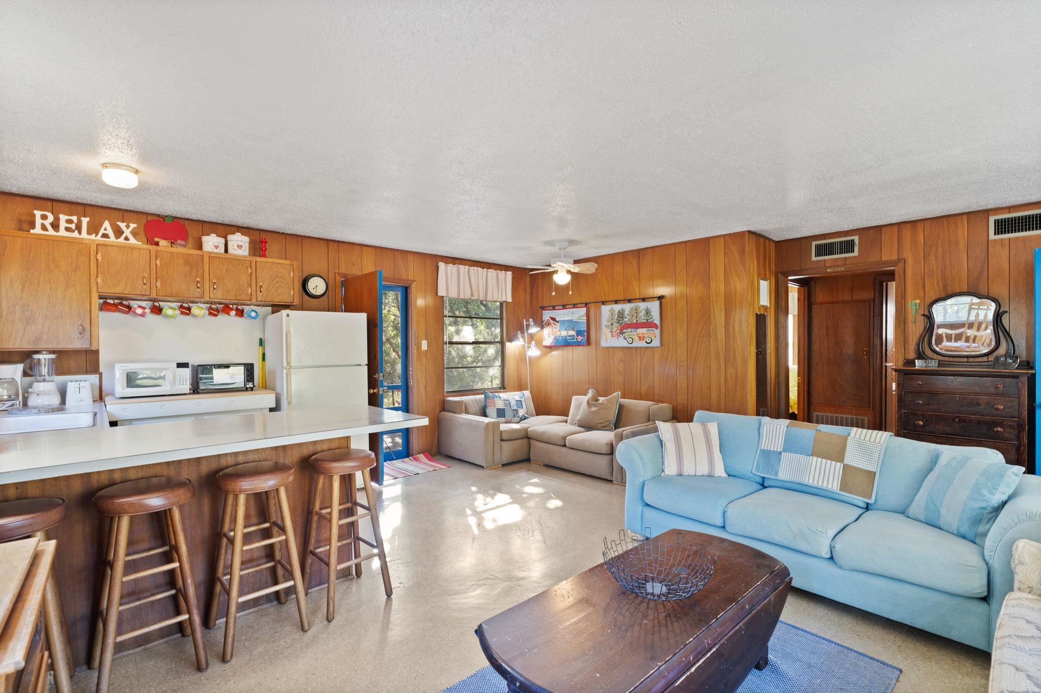 749 Driftwood Ln