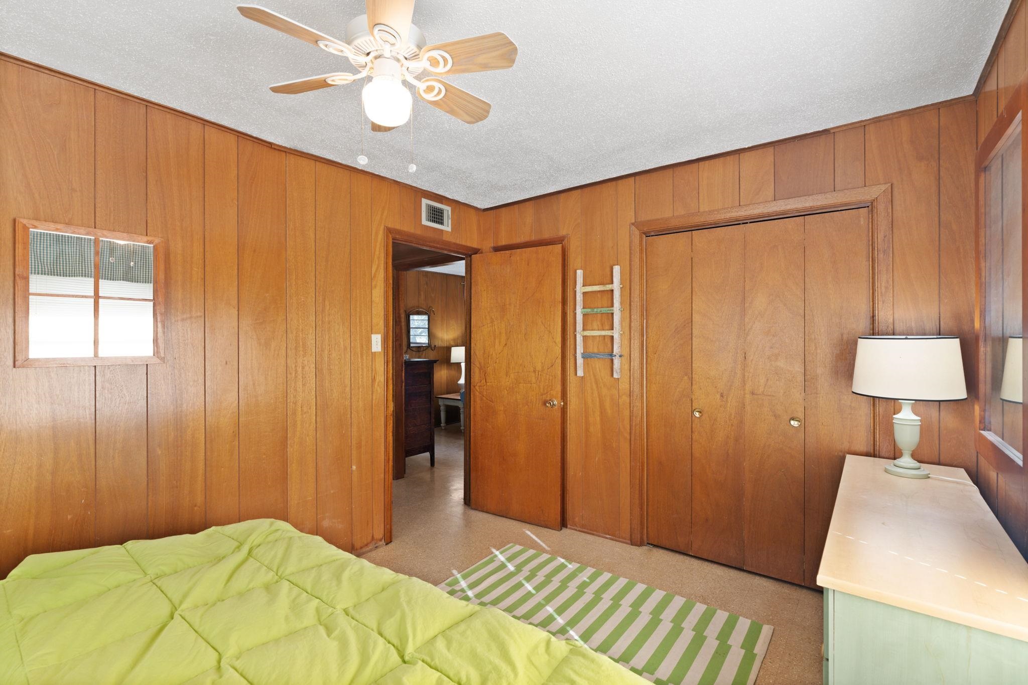 749 Driftwood Ln