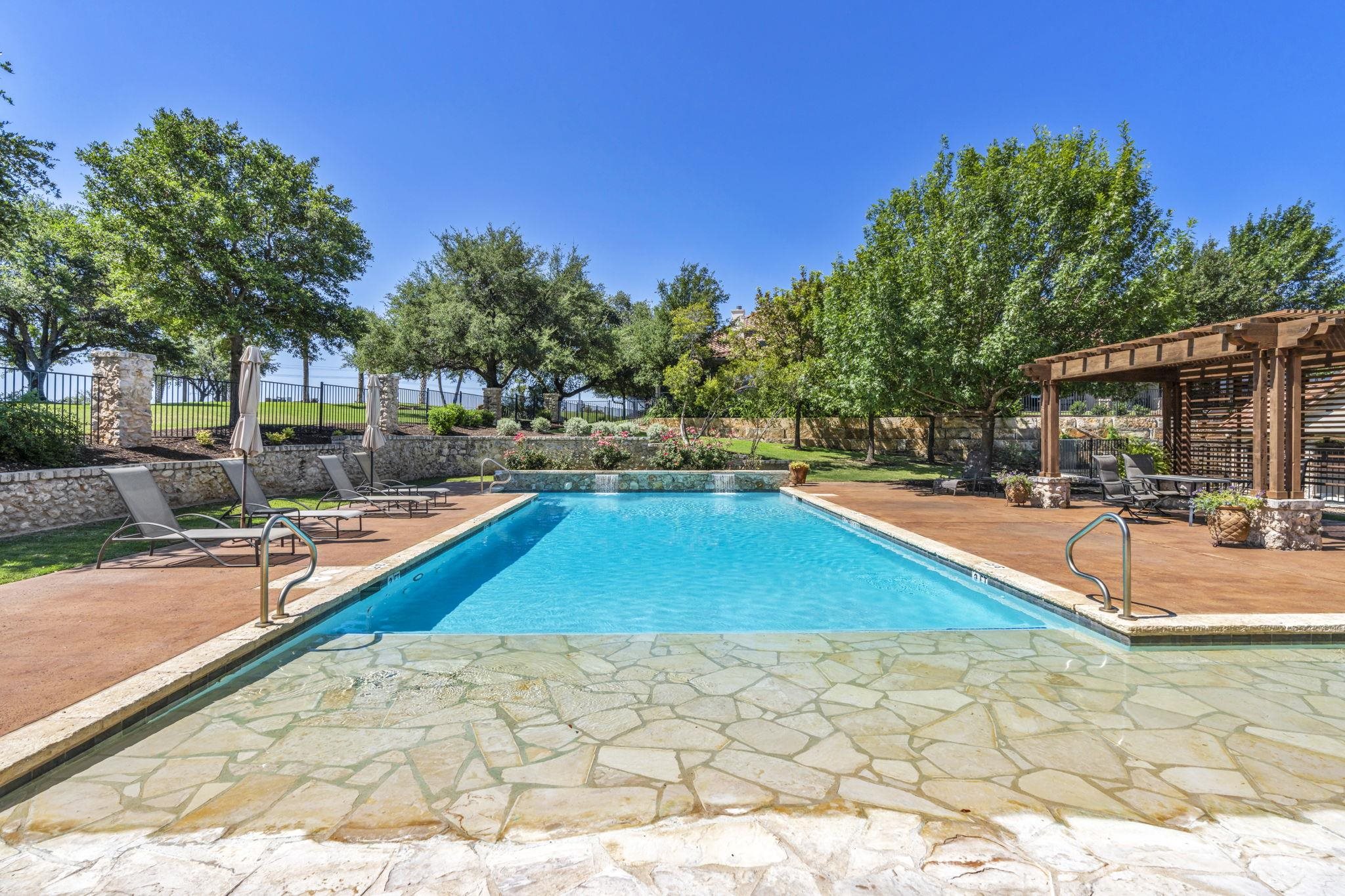 307 Enclave Circle