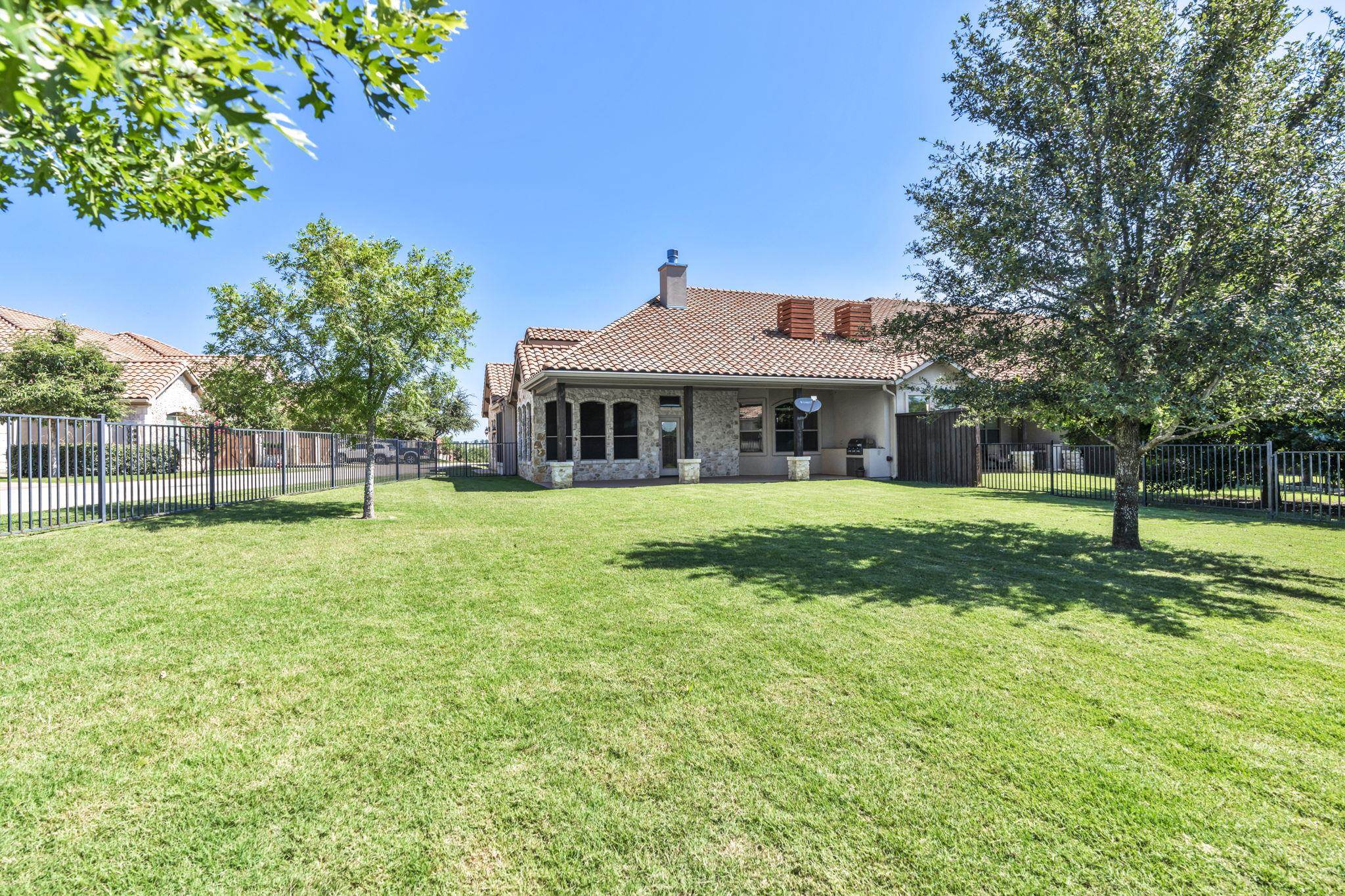 307 Enclave Circle