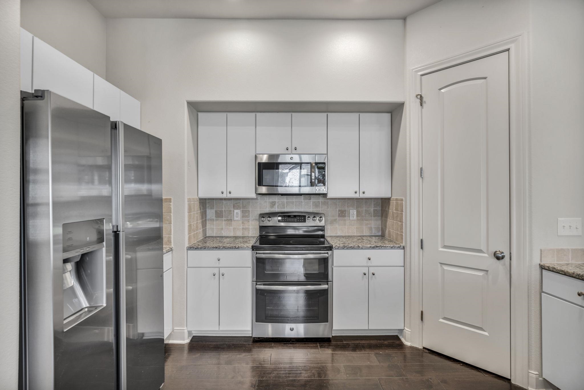 307 Enclave Circle