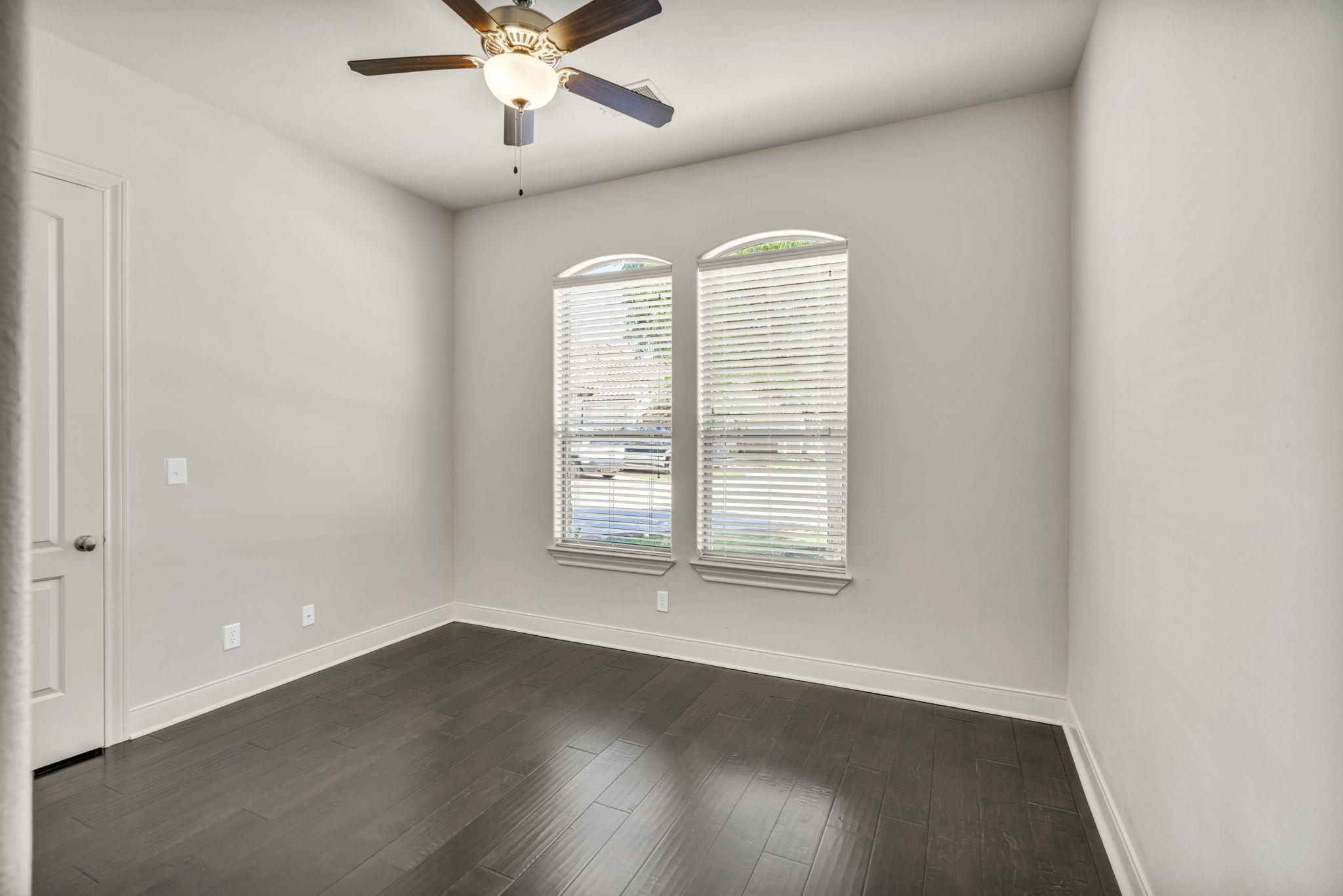 307 Enclave Circle