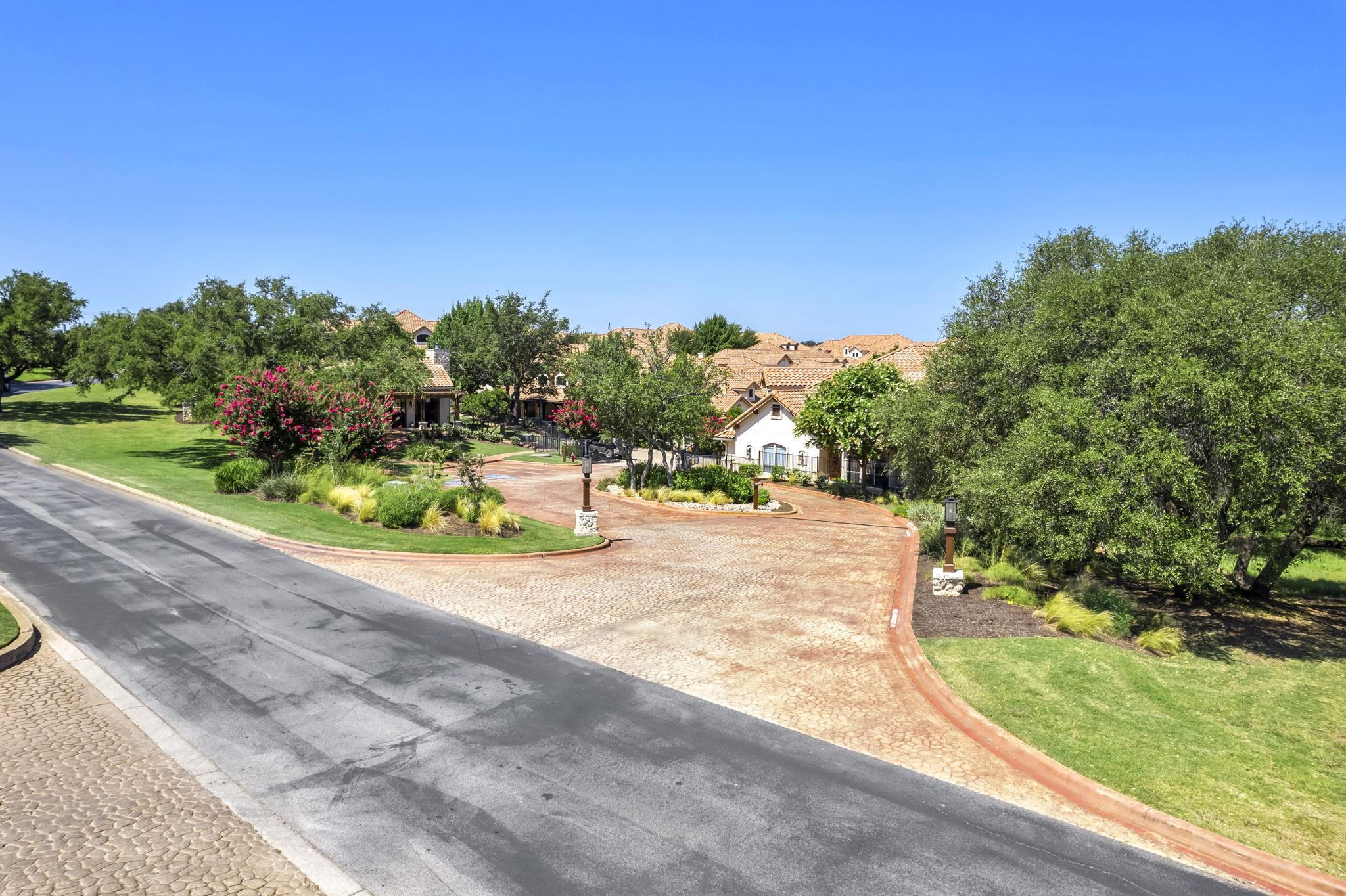 307 Enclave Circle