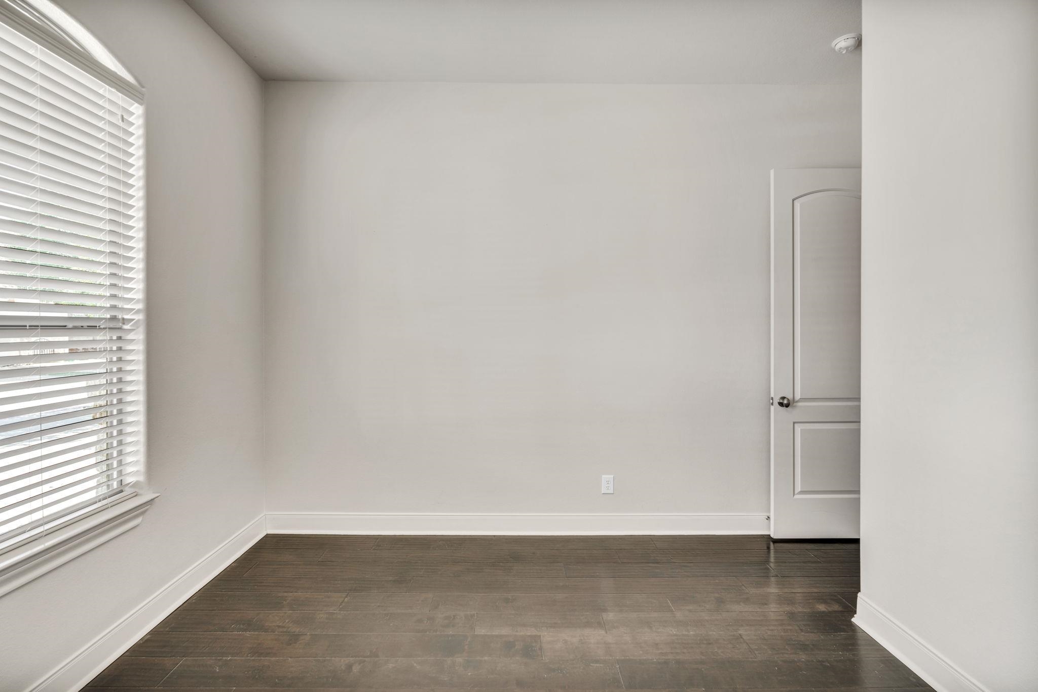 307 Enclave Circle