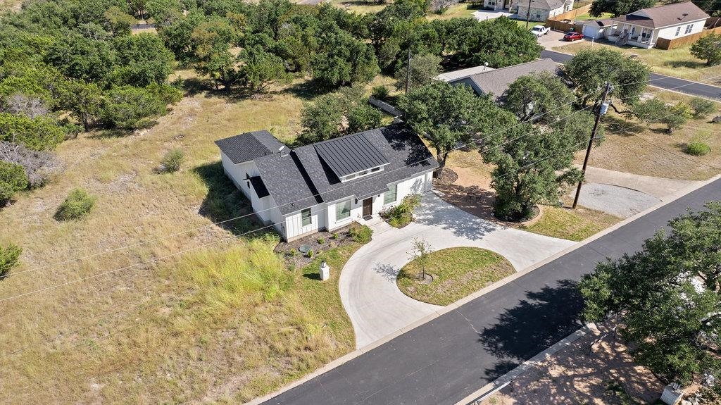 1307 Whitetail Rd