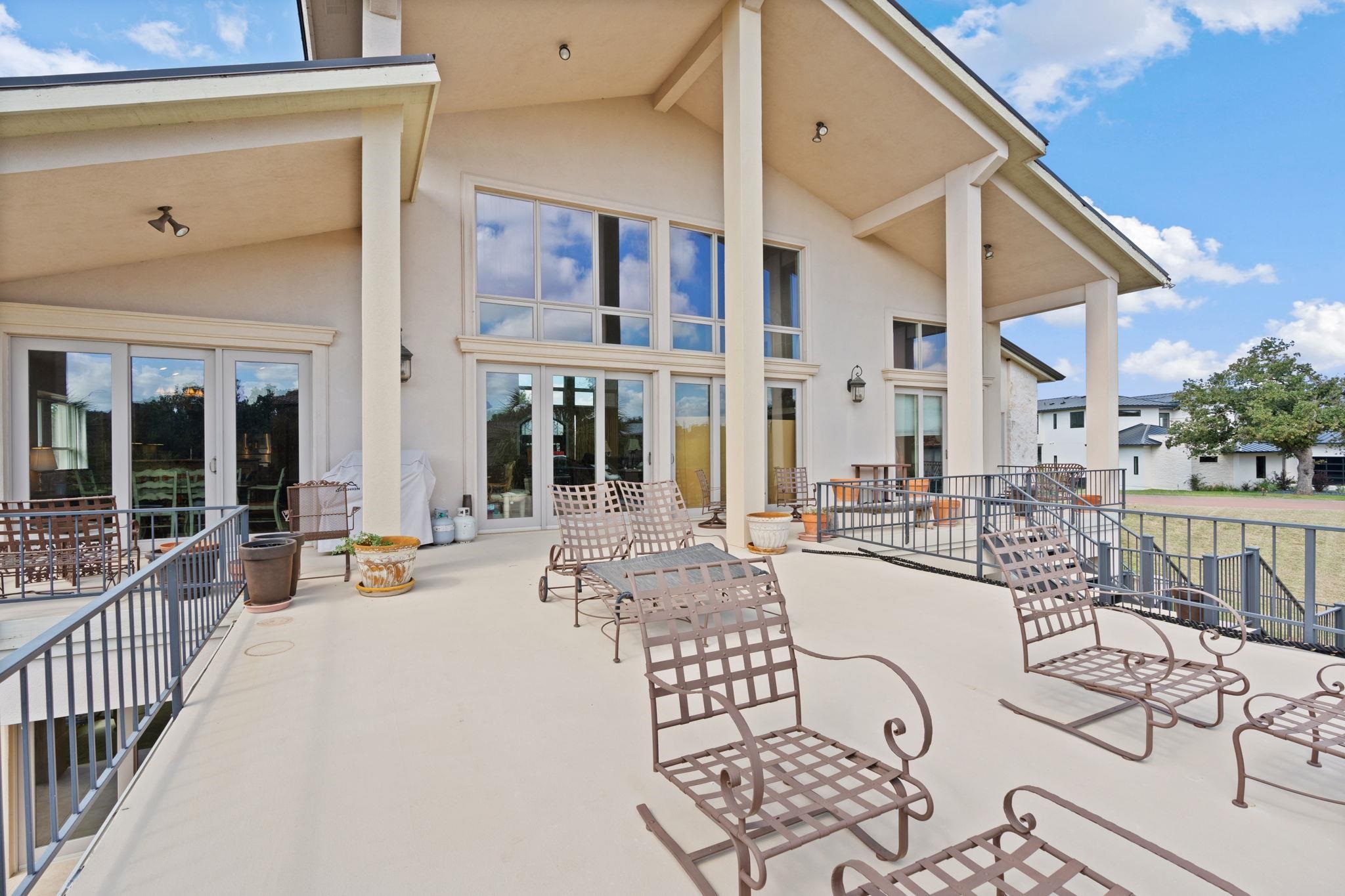 68 Applehead Island Dr