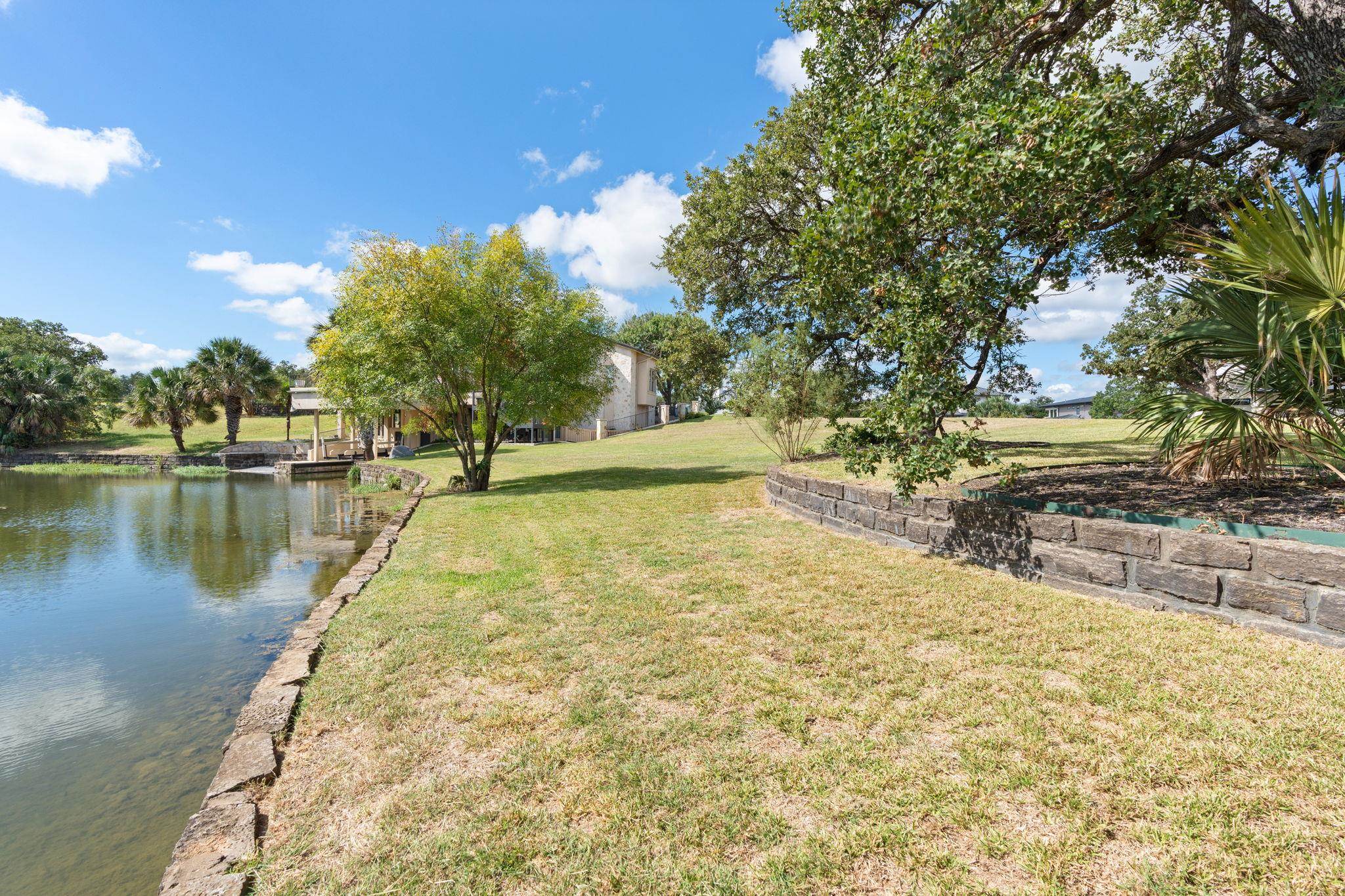 68 Applehead Island Dr