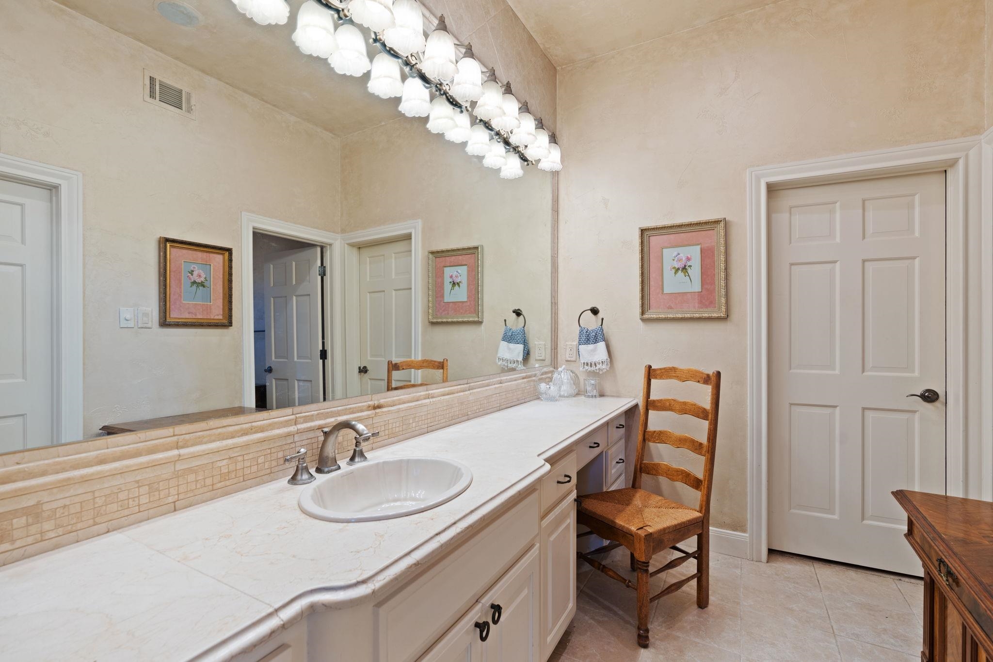 68 Applehead Island Dr