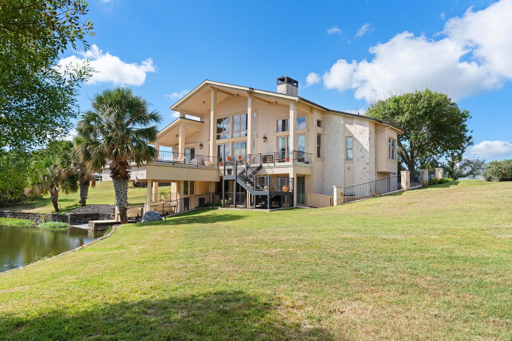 68 Applehead Island Dr