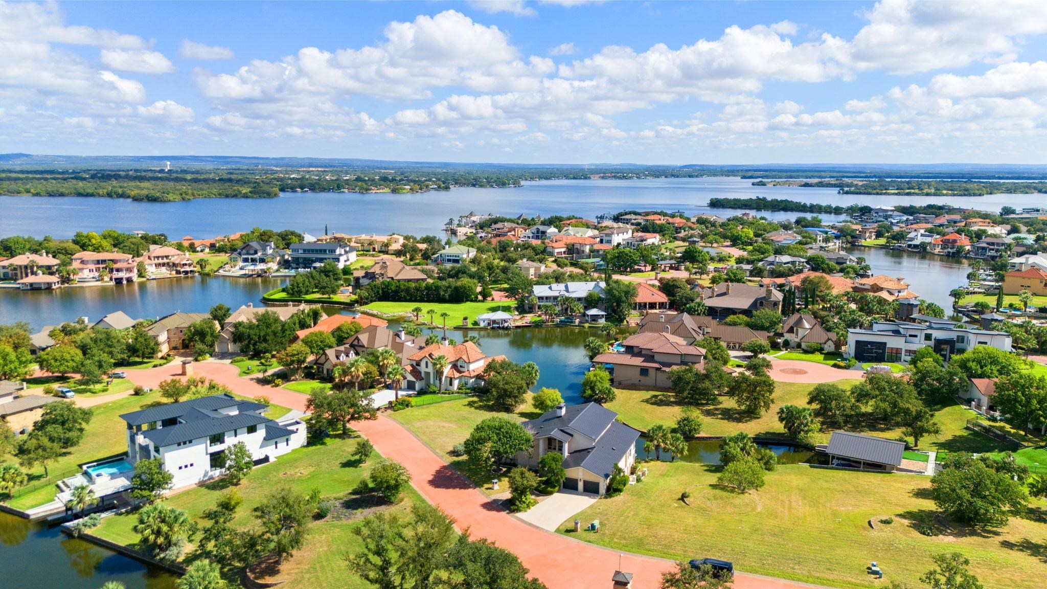 68 Applehead Island Dr