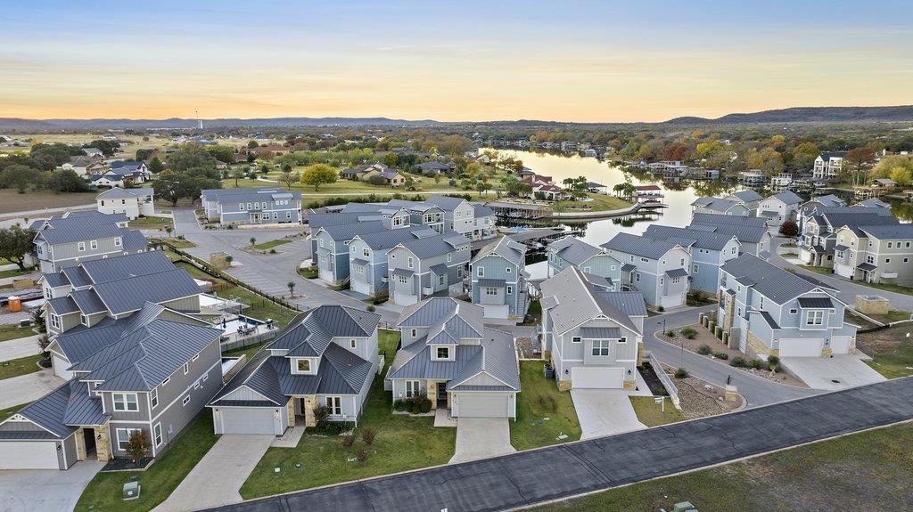 208 Archview Lane