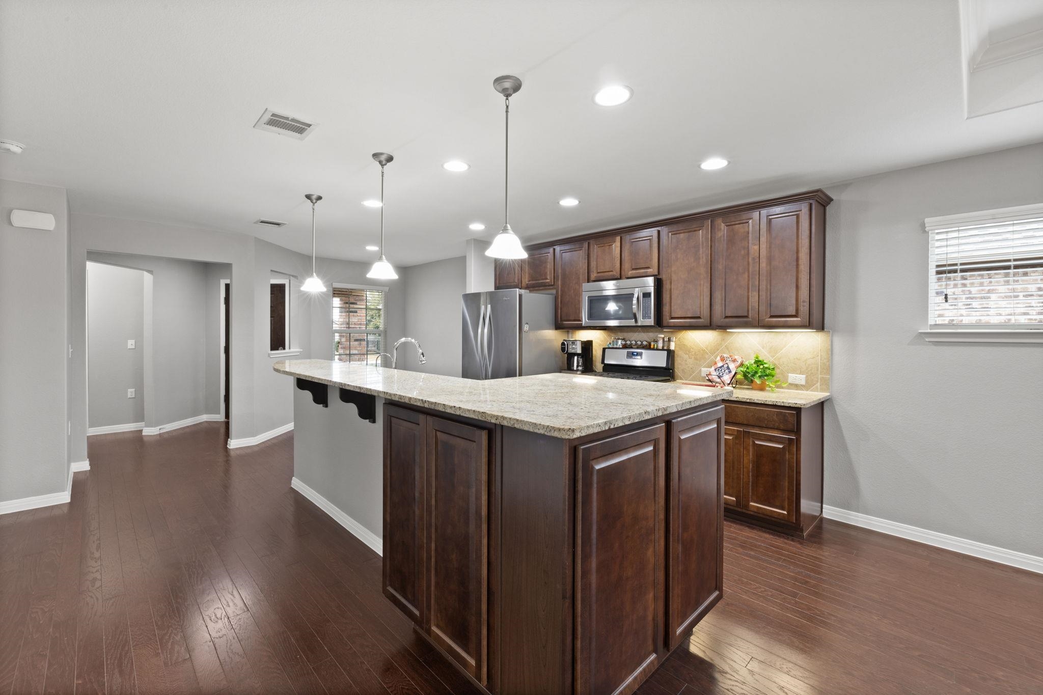 823 Hamilton Ln