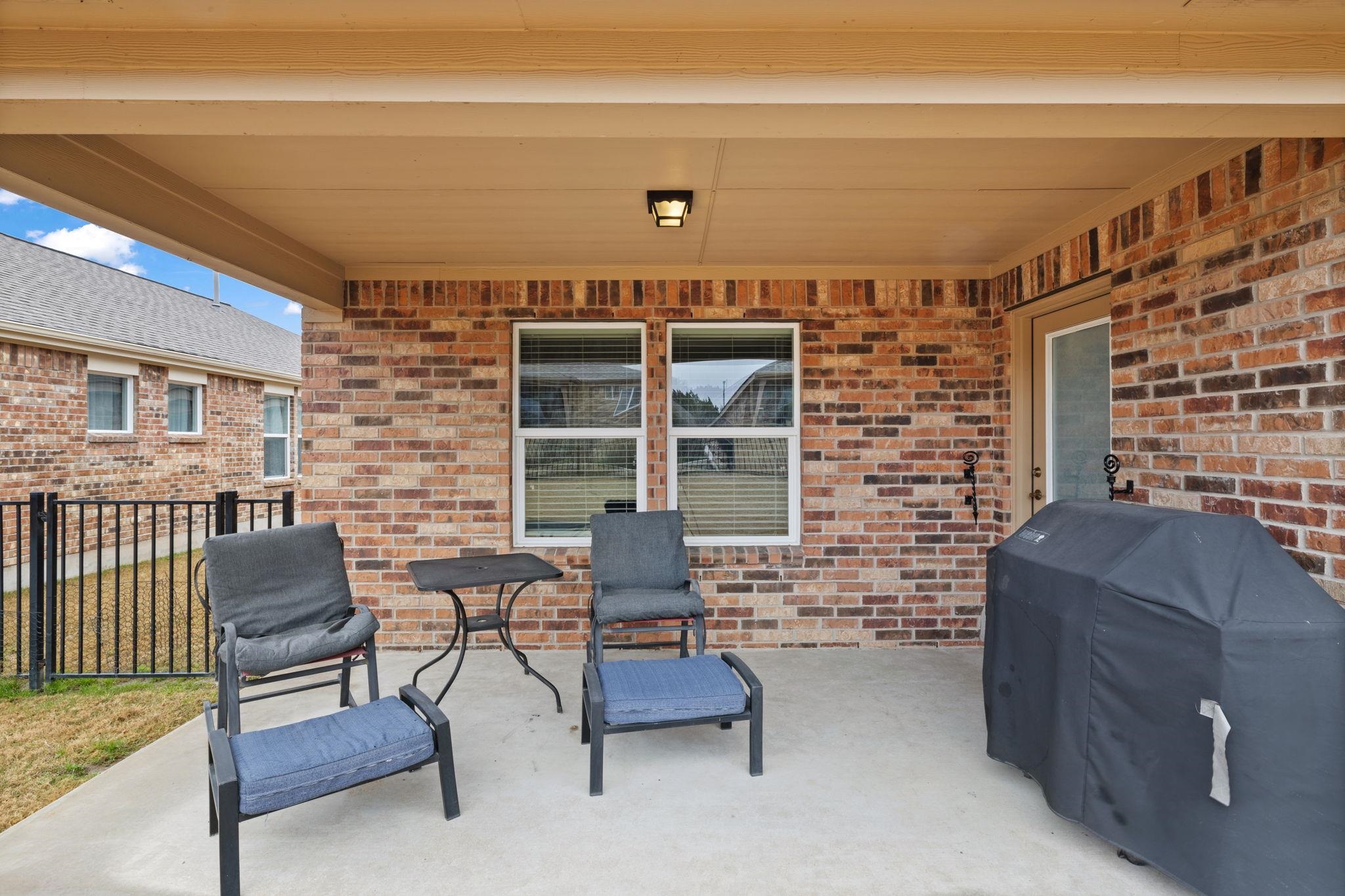 823 Hamilton Ln