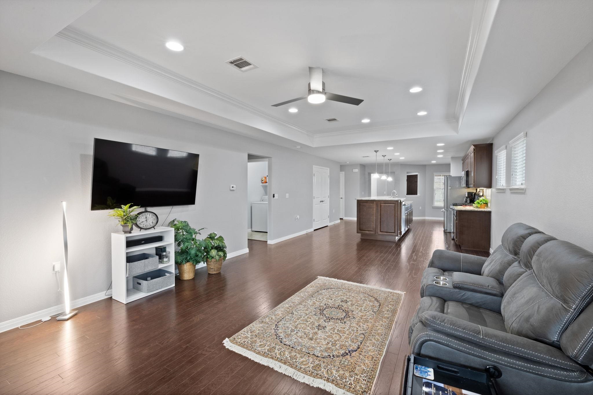 823 Hamilton Ln