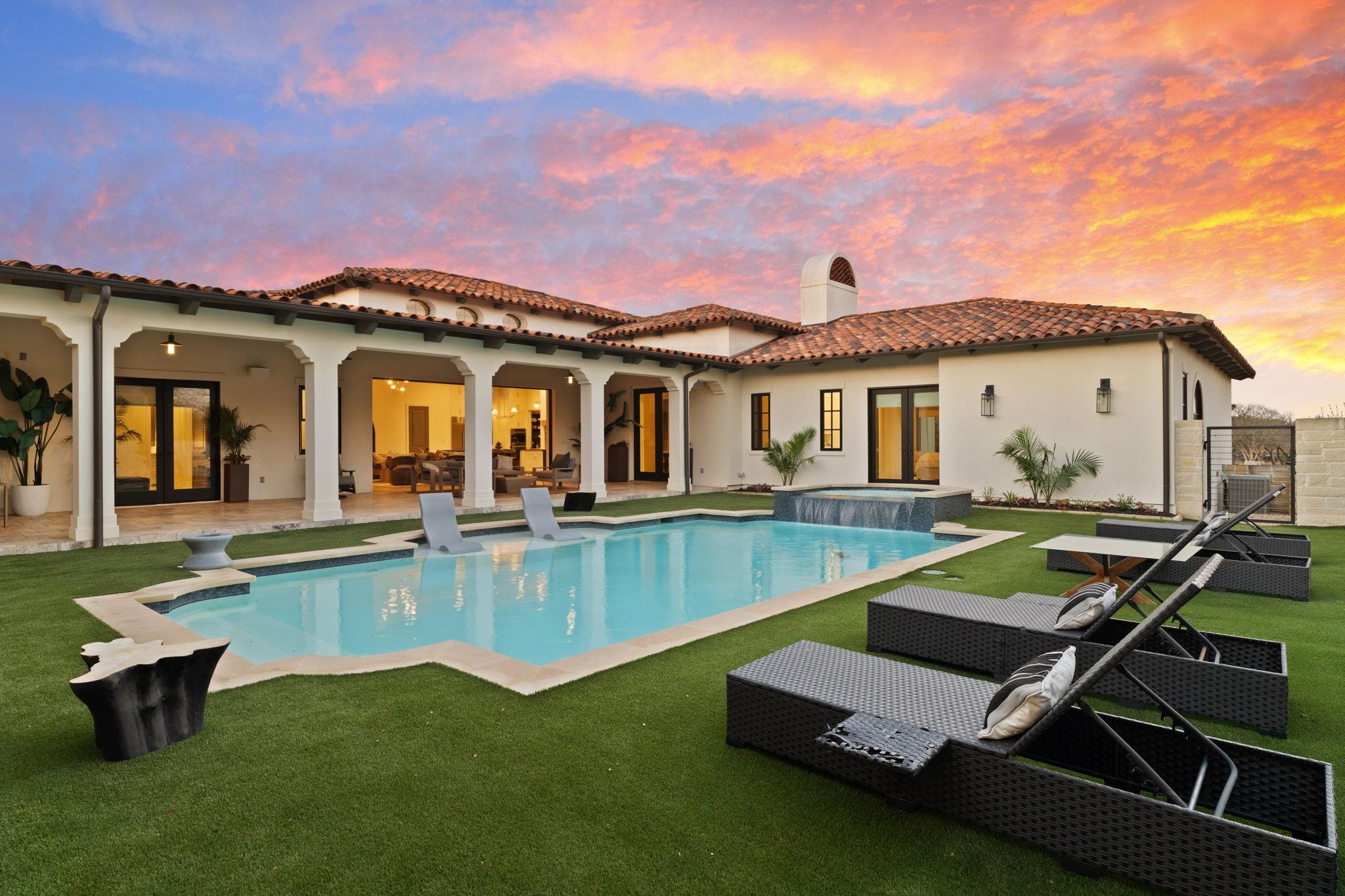 451 La Serena Loop
