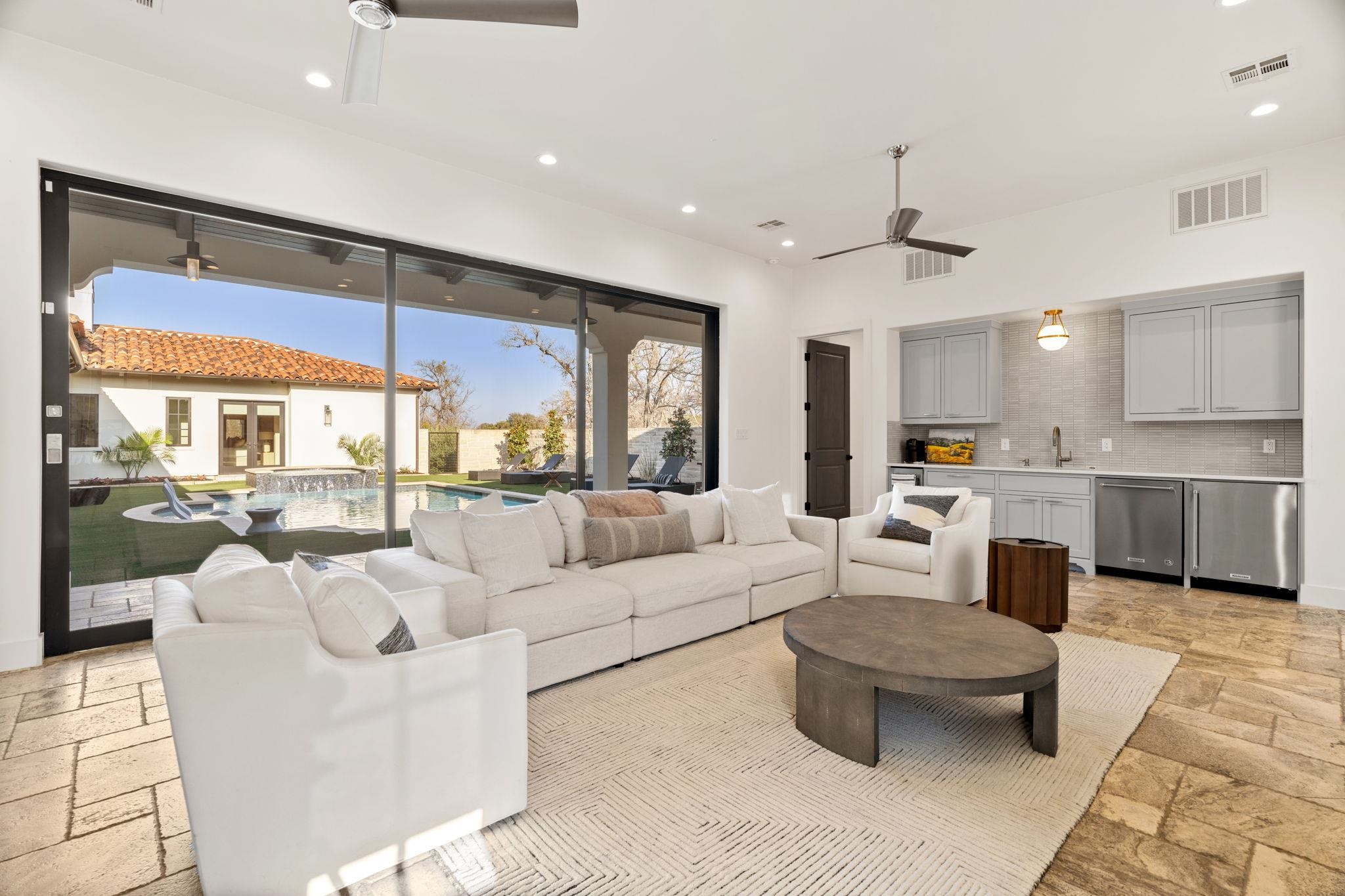 451 La Serena Loop