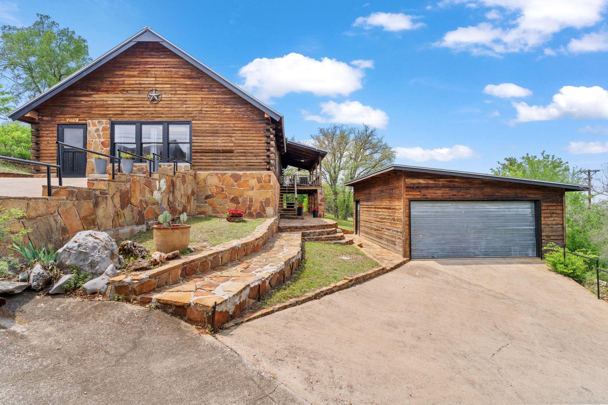 210 Circle Road