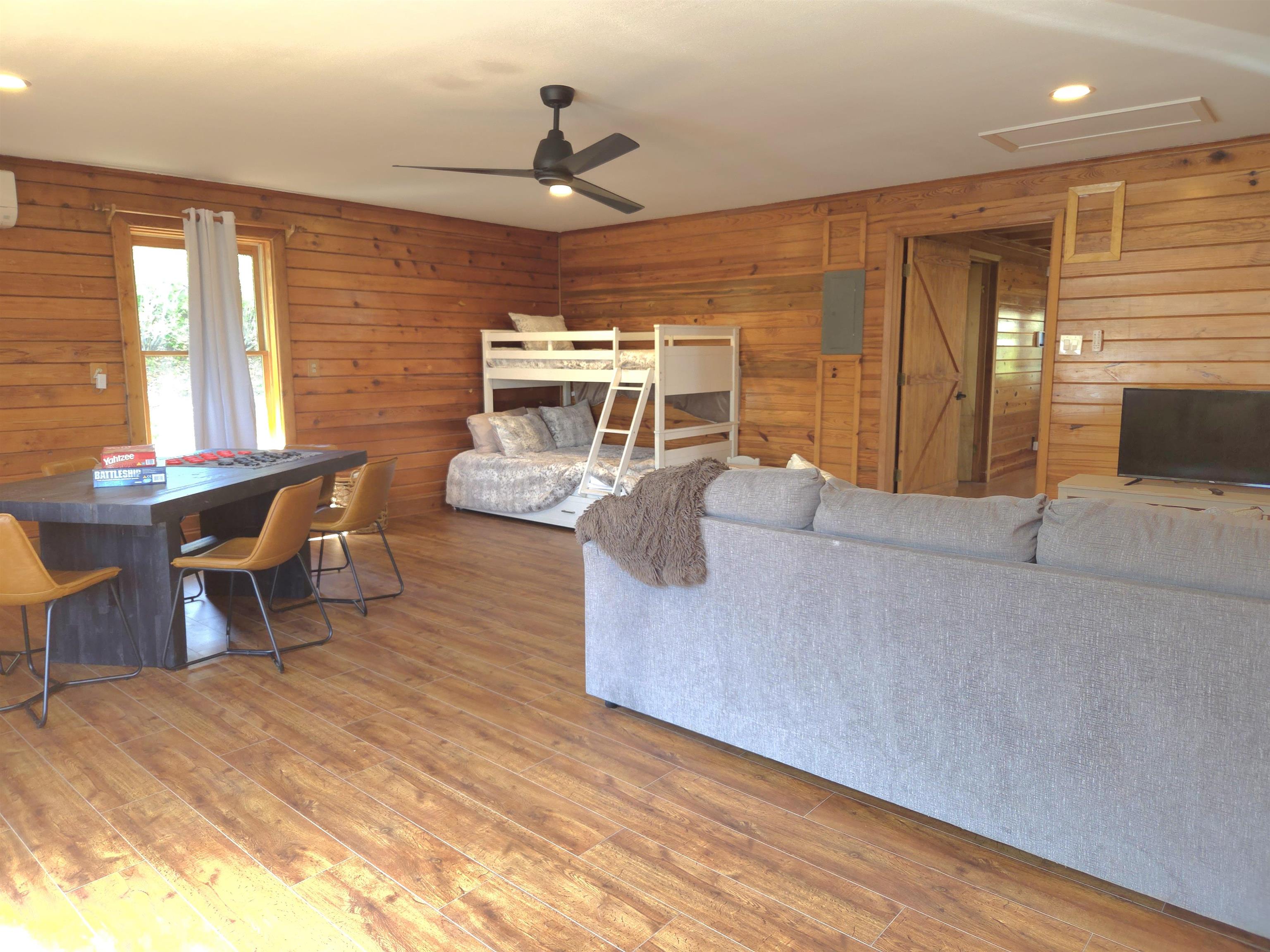 210 Circle Road
