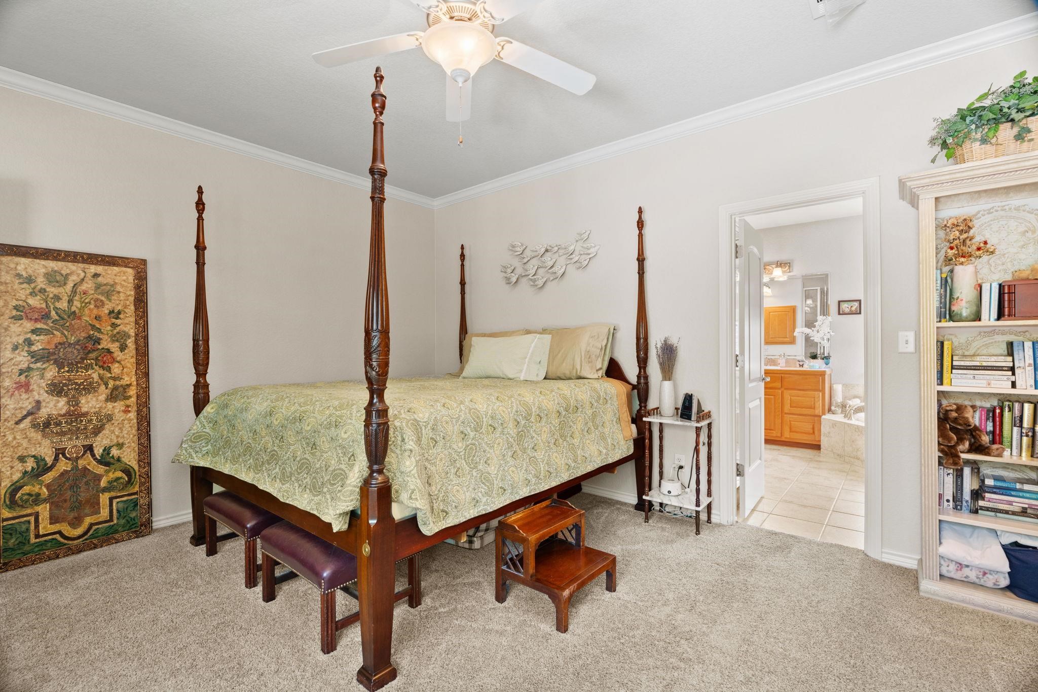 813 Lacey Oak Circle