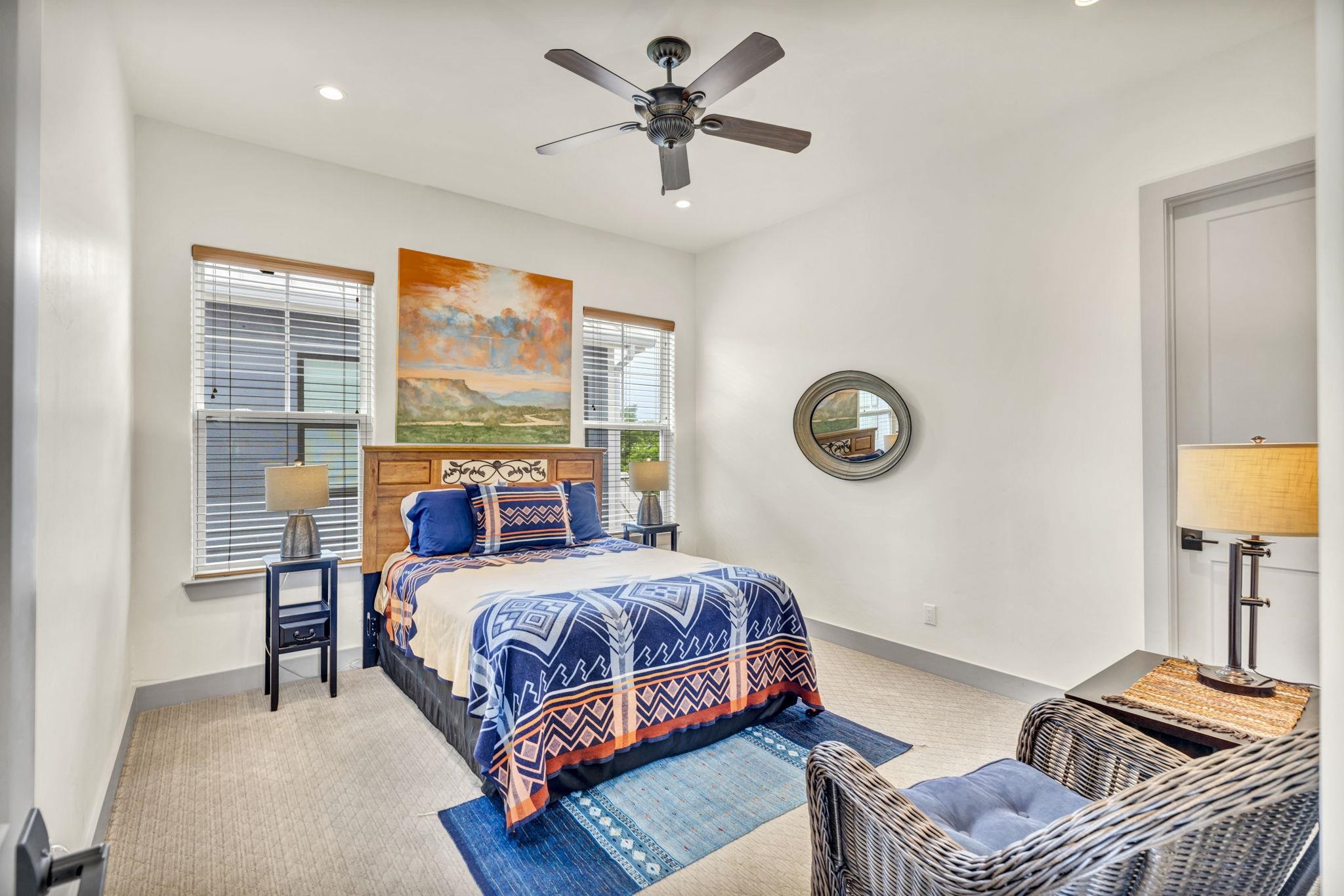127 Cypress Shores Ln