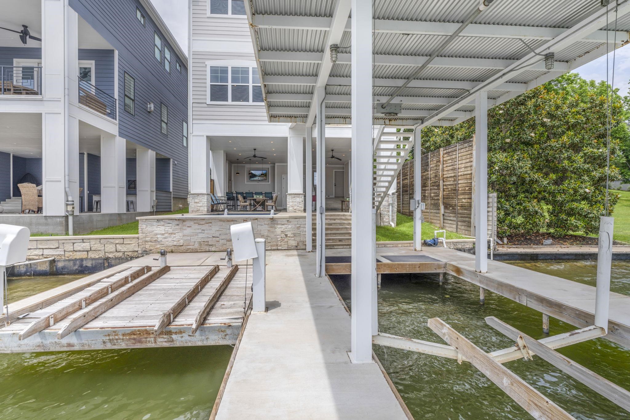 127 Cypress Shores Ln