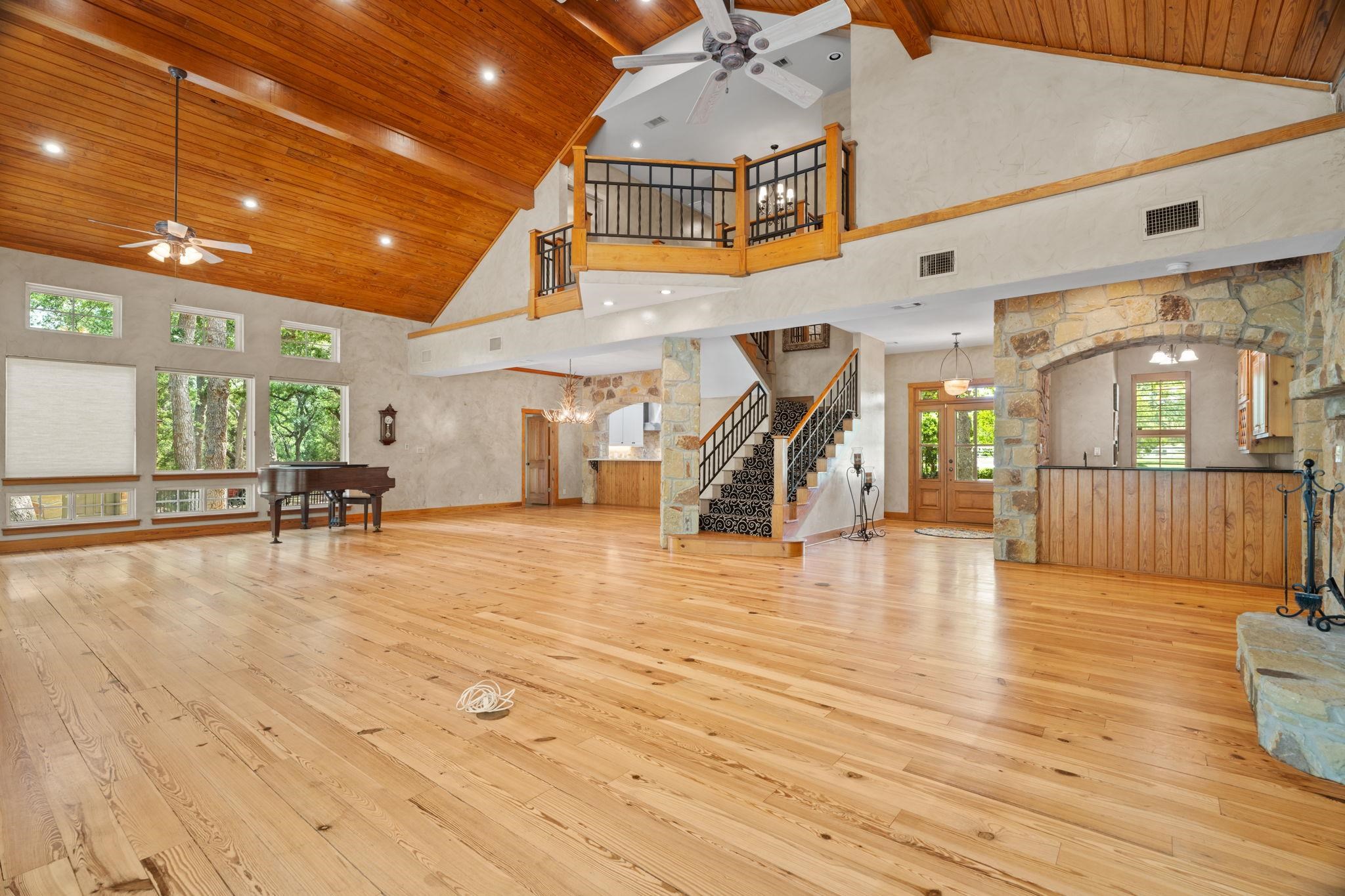 412 E Haney Trace Street