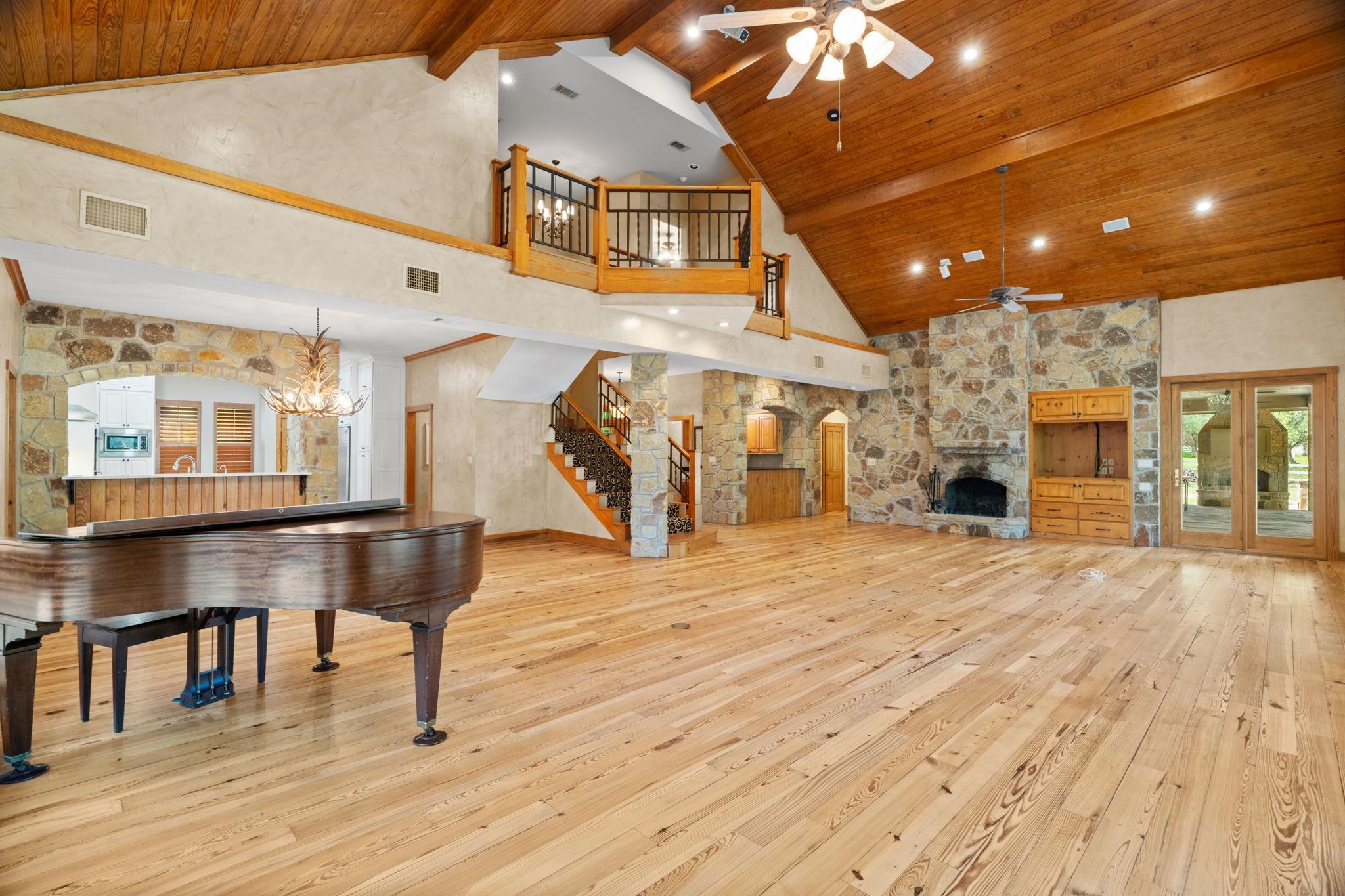 412 E Haney Trace Street