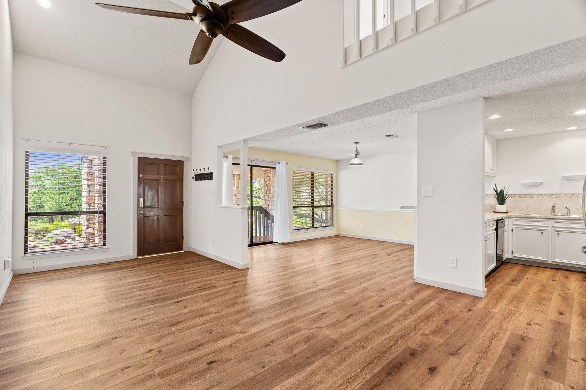 501 Highlands Blvd. #16