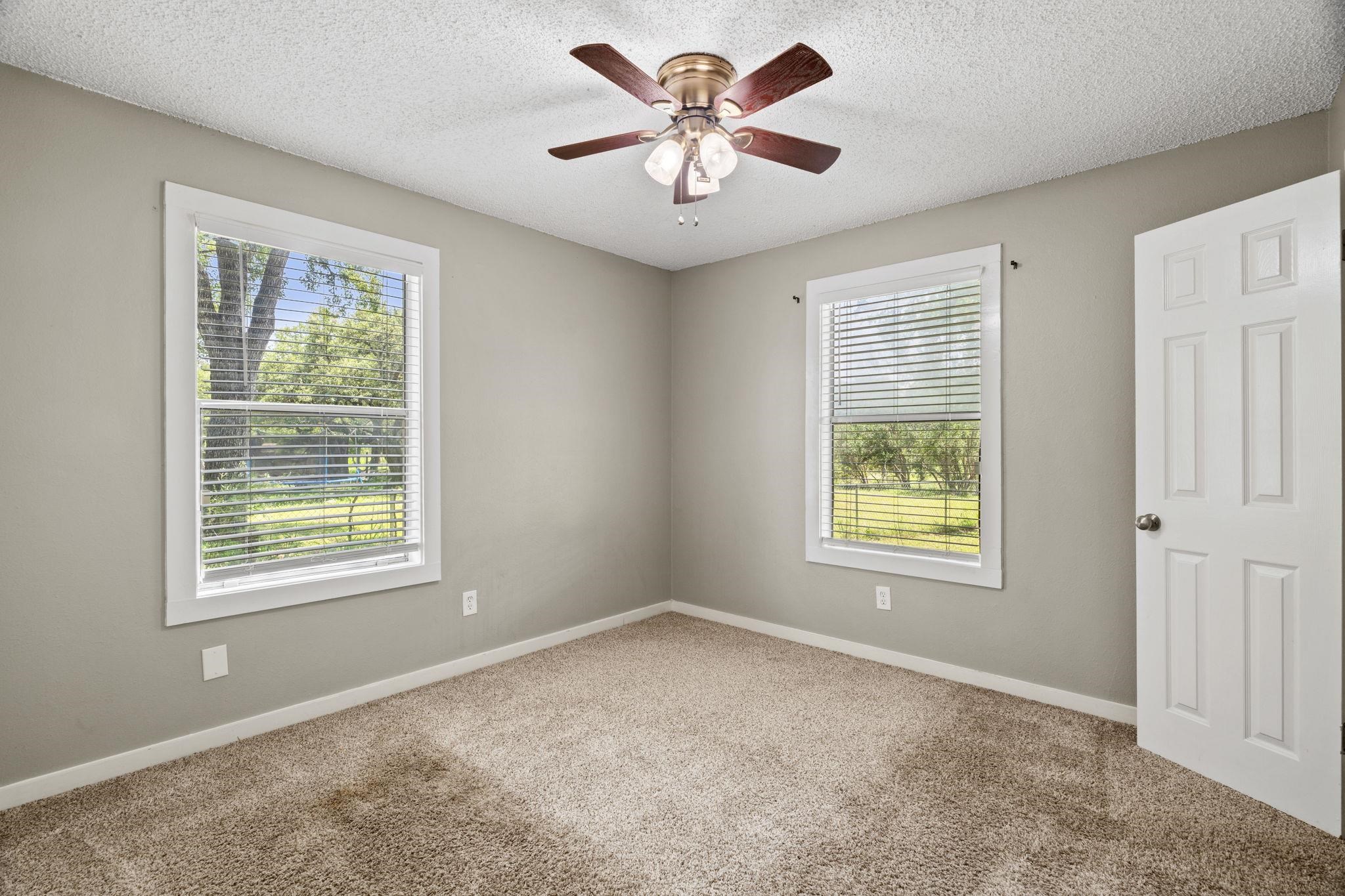 1905 Kingscircle Drive