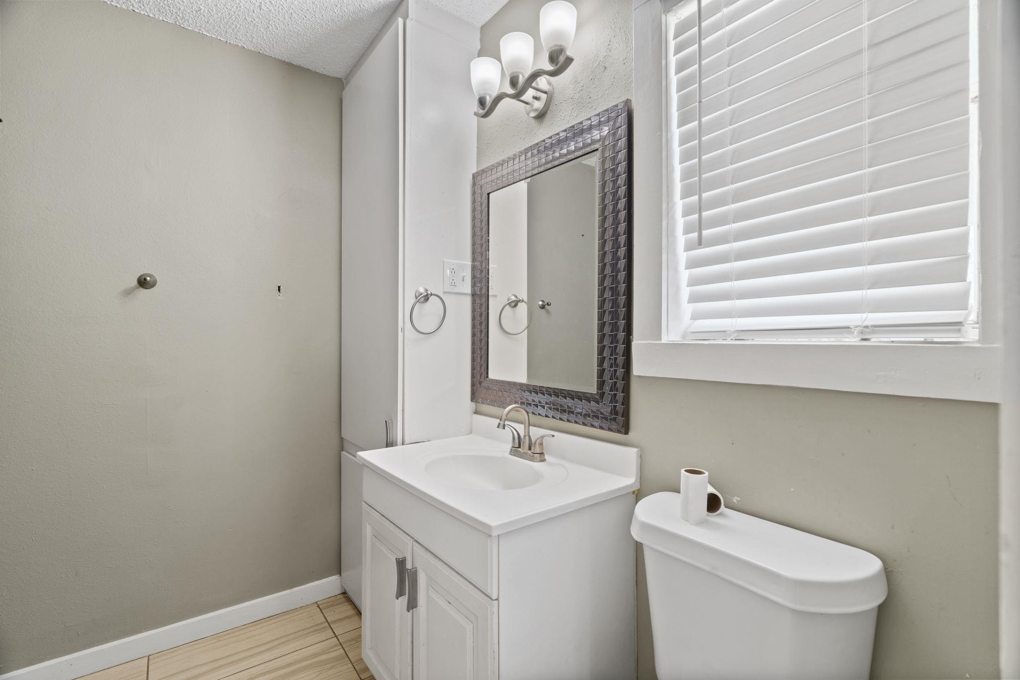 1905 Kingscircle Drive