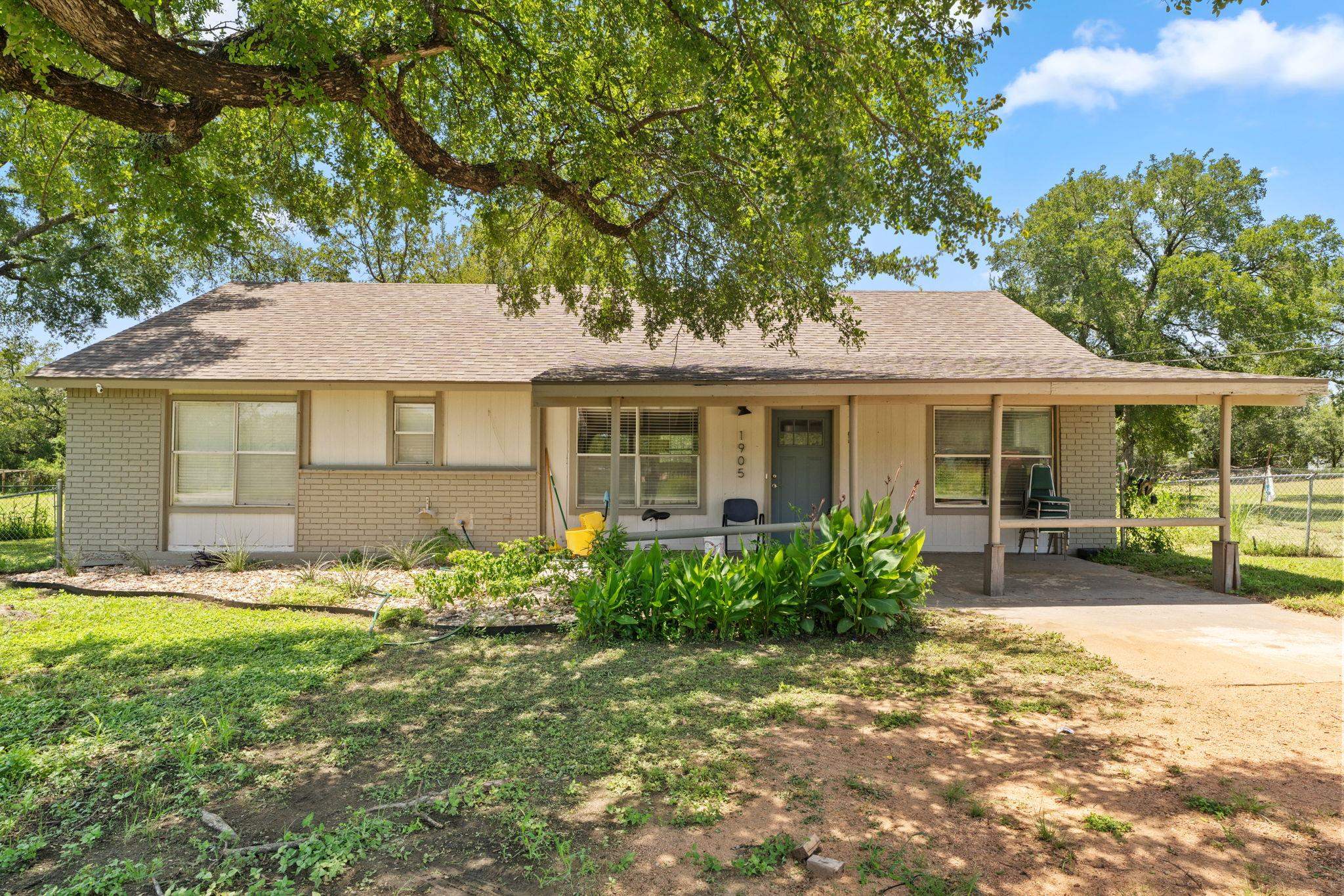 1905 Kingscircle Drive