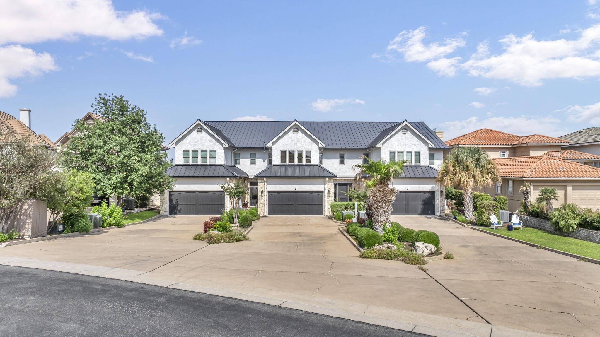 407 Island Drive