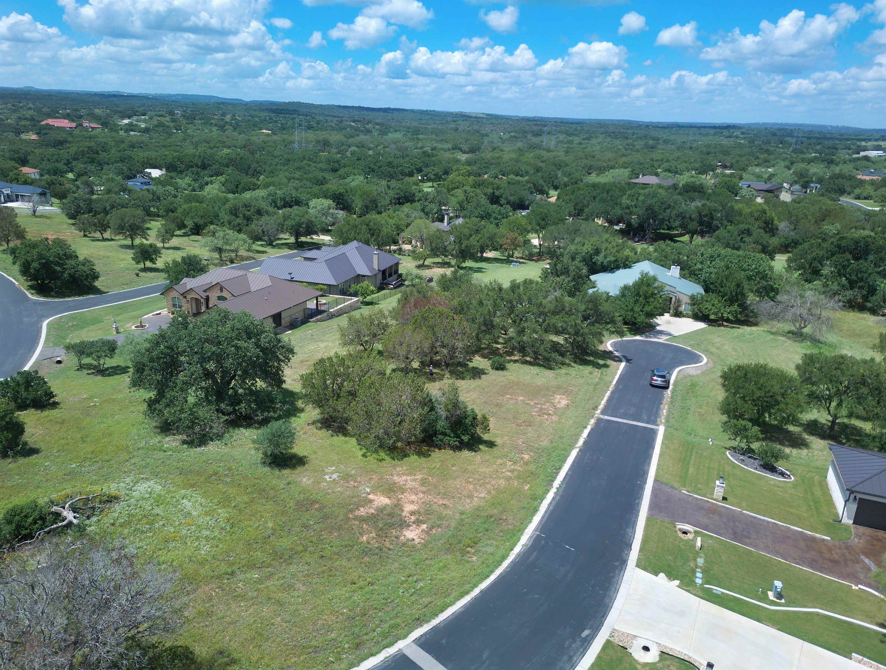 LT W2054 Emerald Way Street