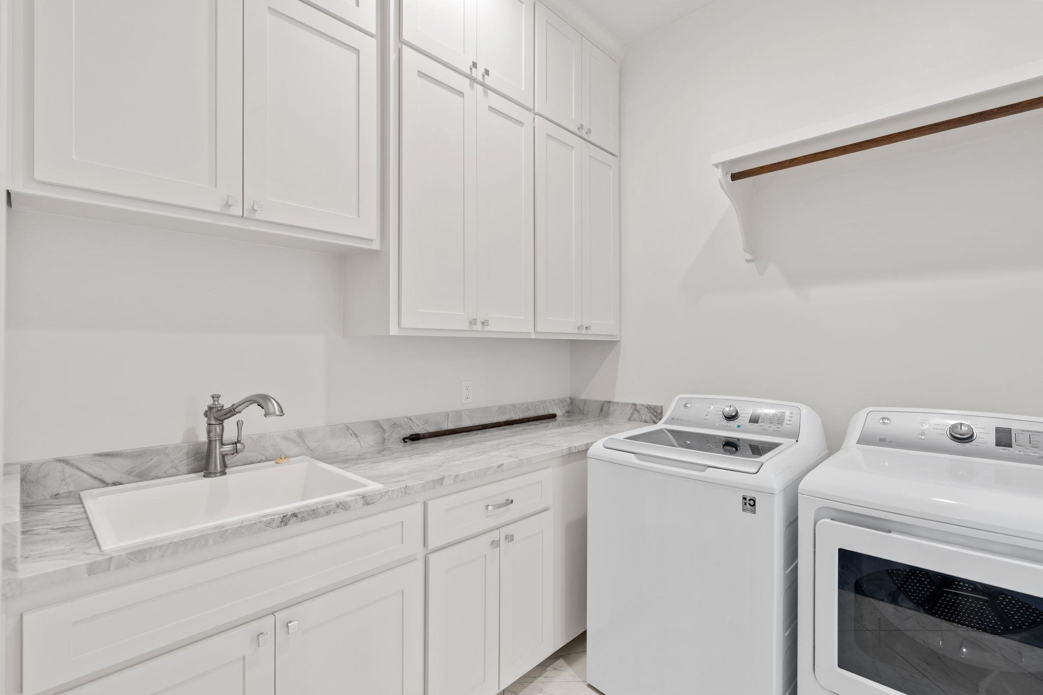 301 Twisted Oak Drive